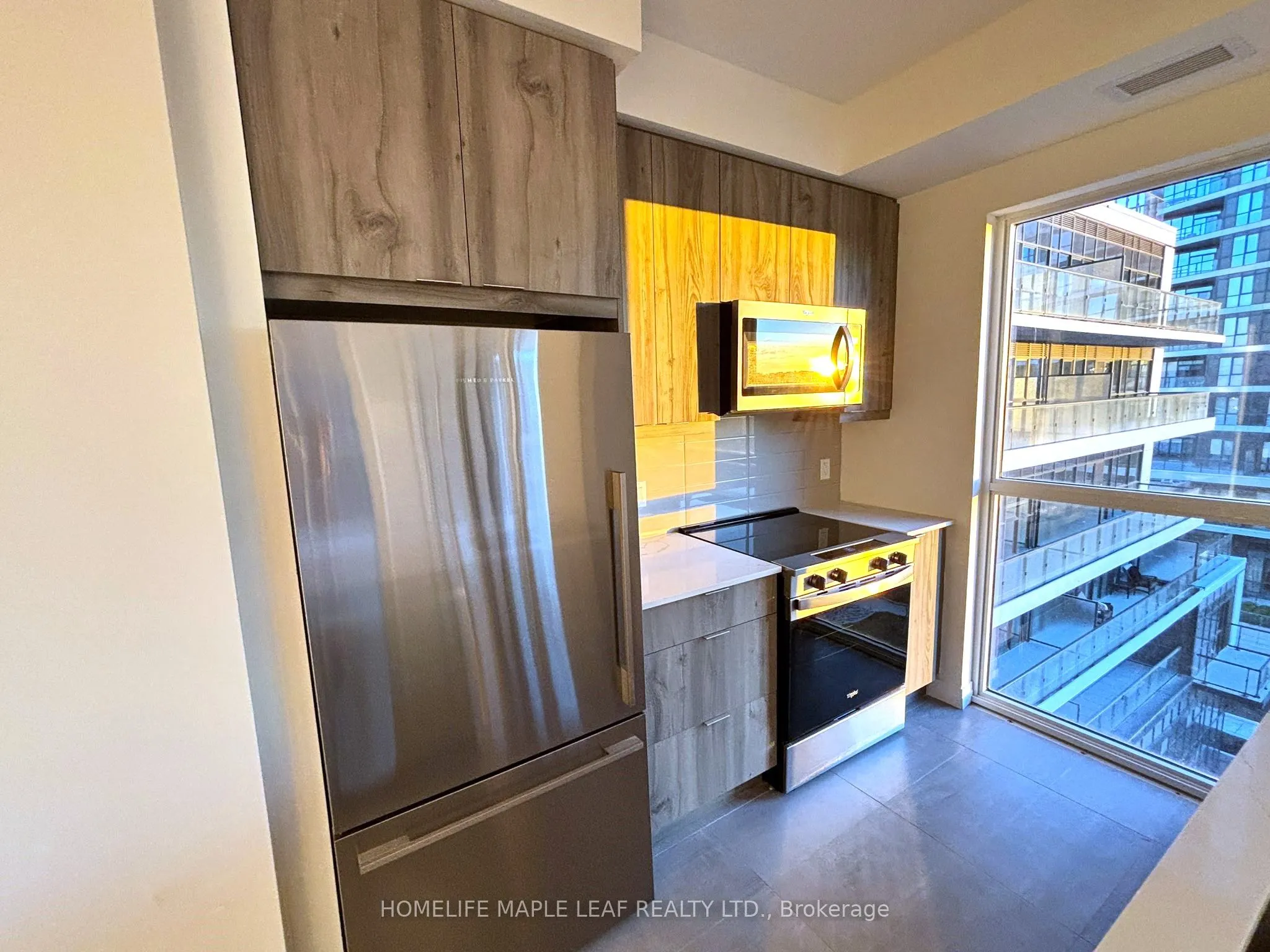 15 Watergarden Drive, #512