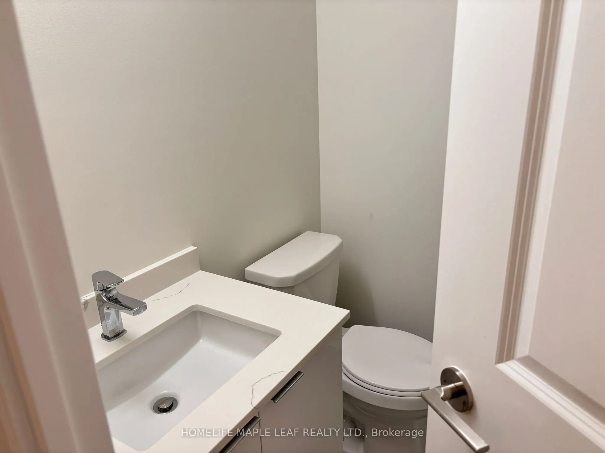 15 Watergarden Drive, #512