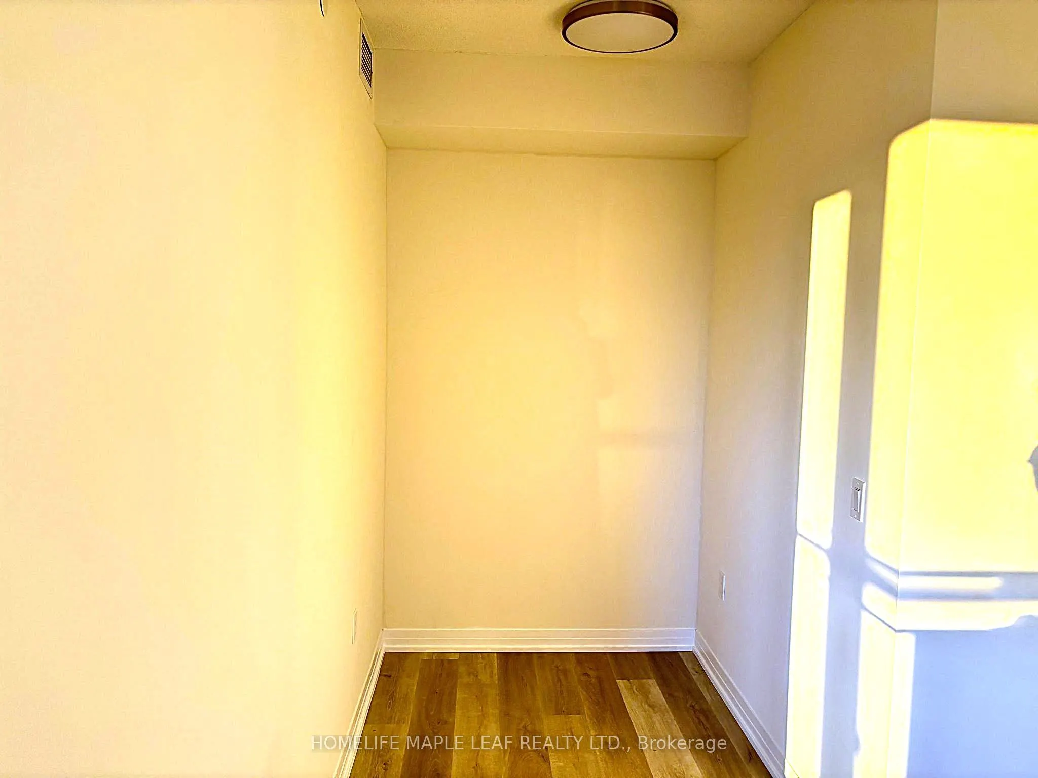 15 Watergarden Drive, #512