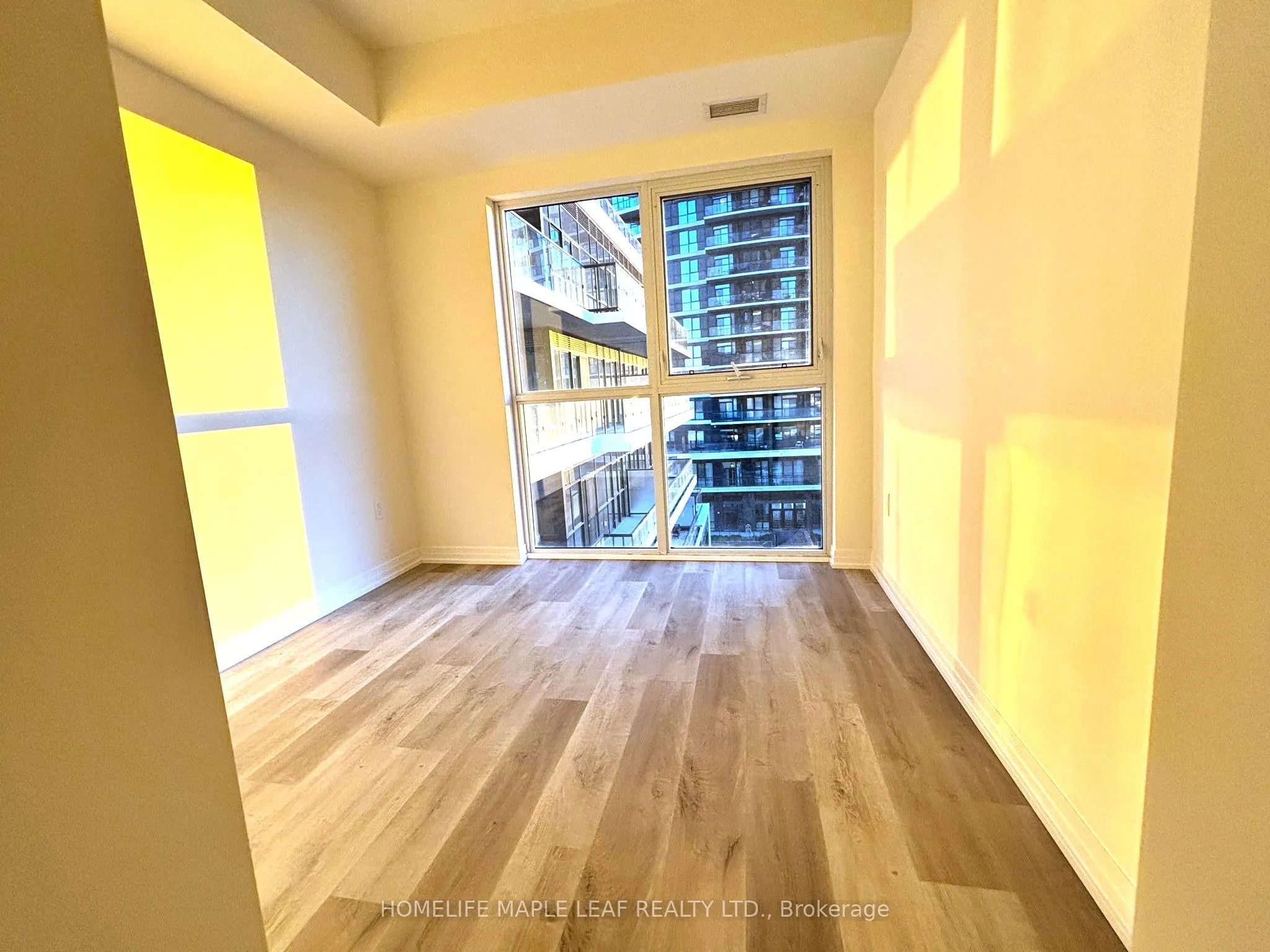 15 Watergarden Drive, #512