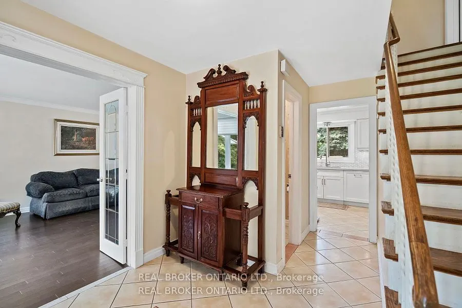 841 Fletcher Valley Crescent