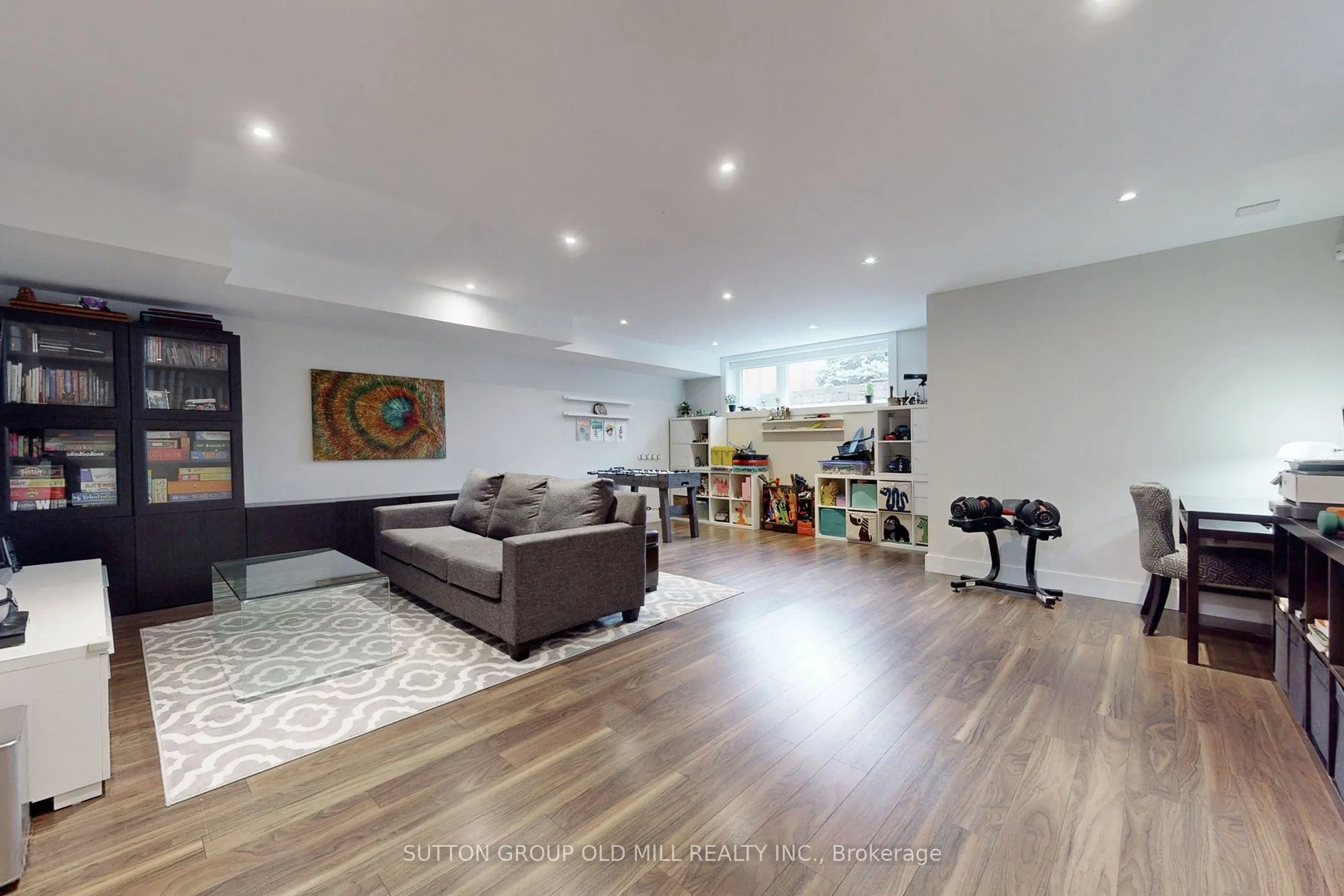 1086 Gardner Avenue