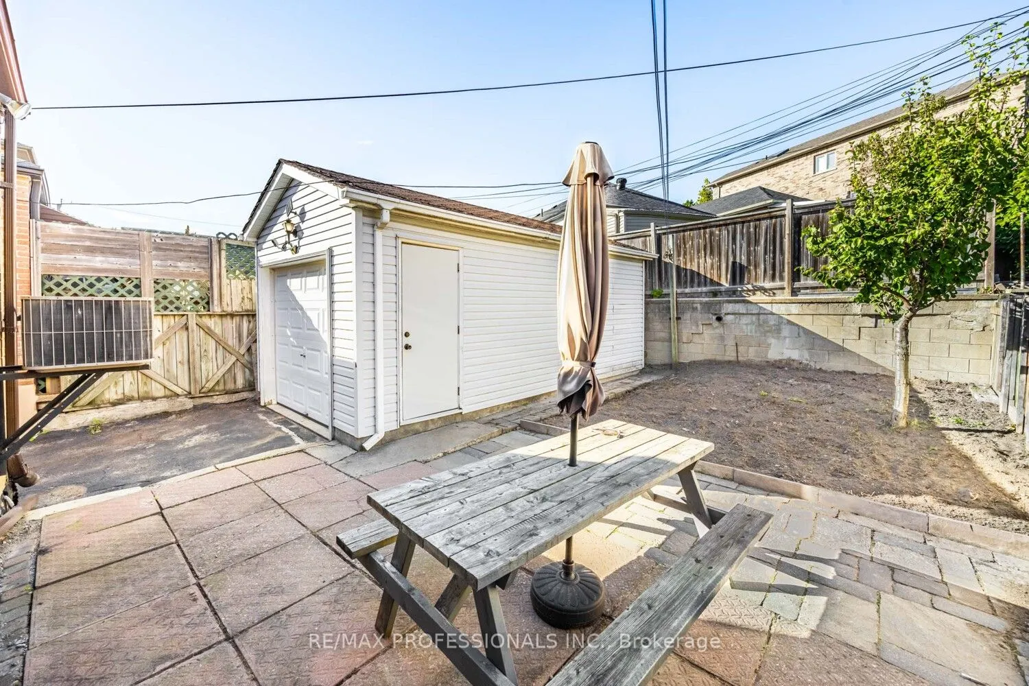 54 Holmesdale Crescent