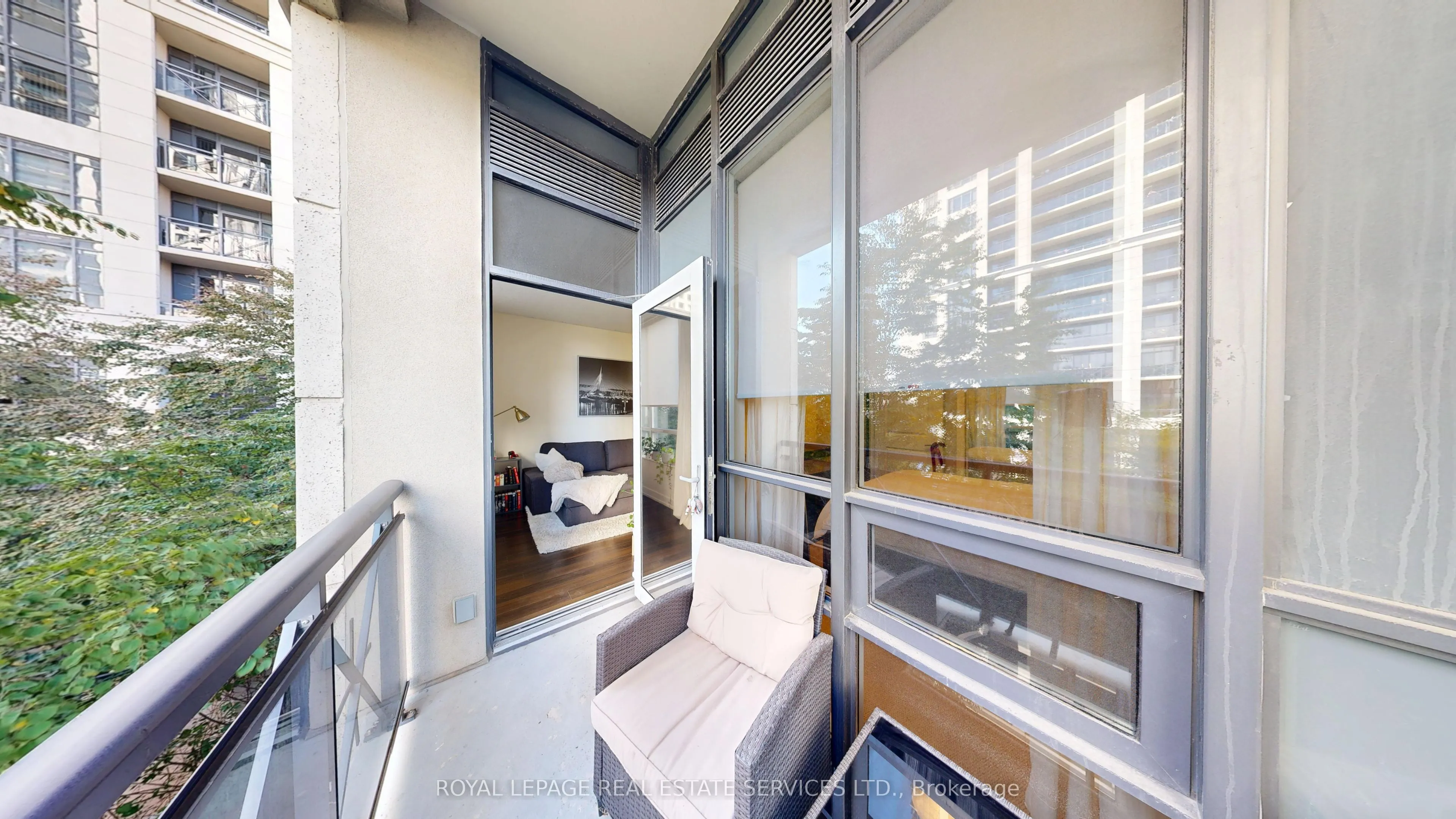 6 Eva Road, #216
