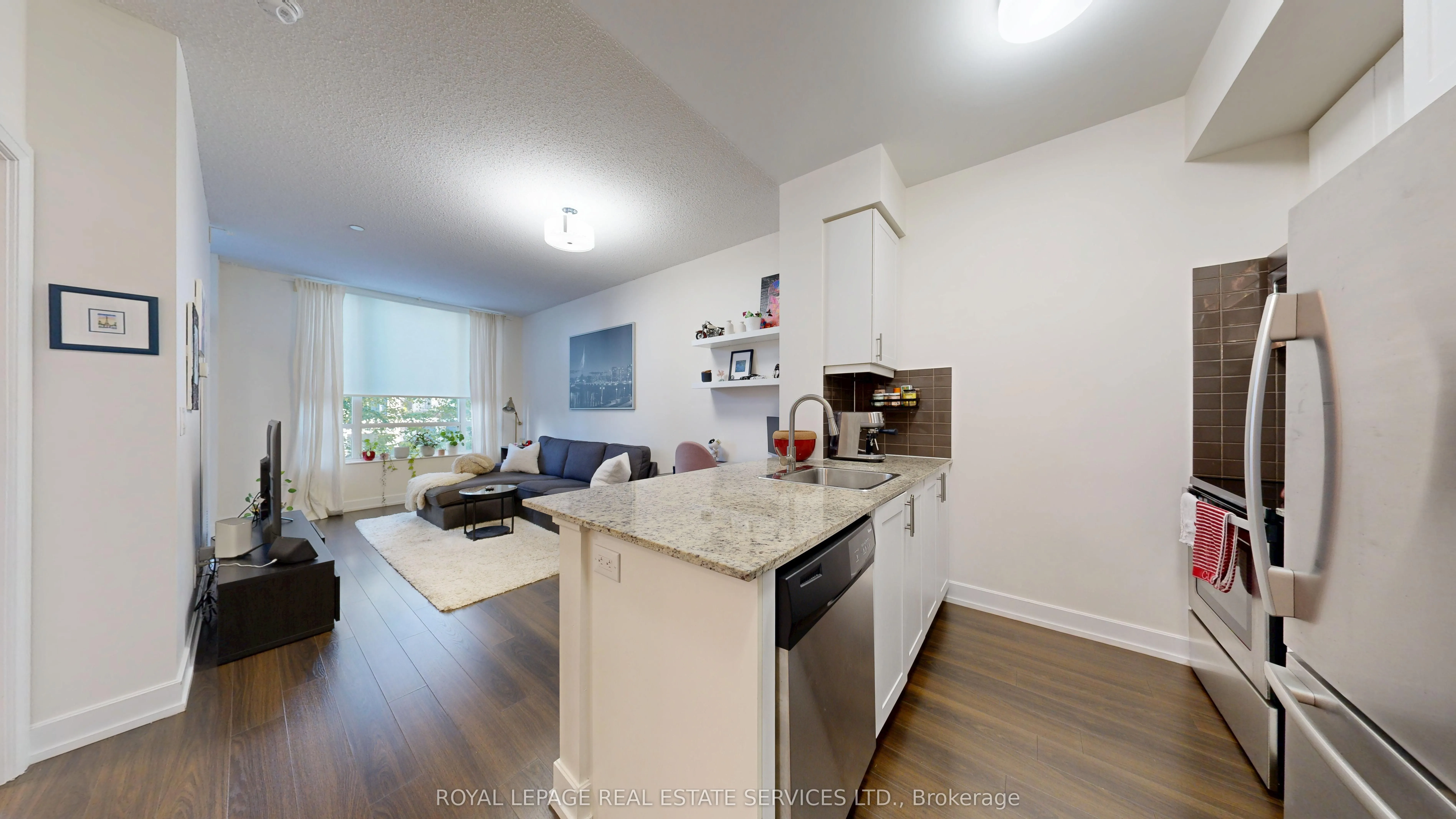 6 Eva Road, #216