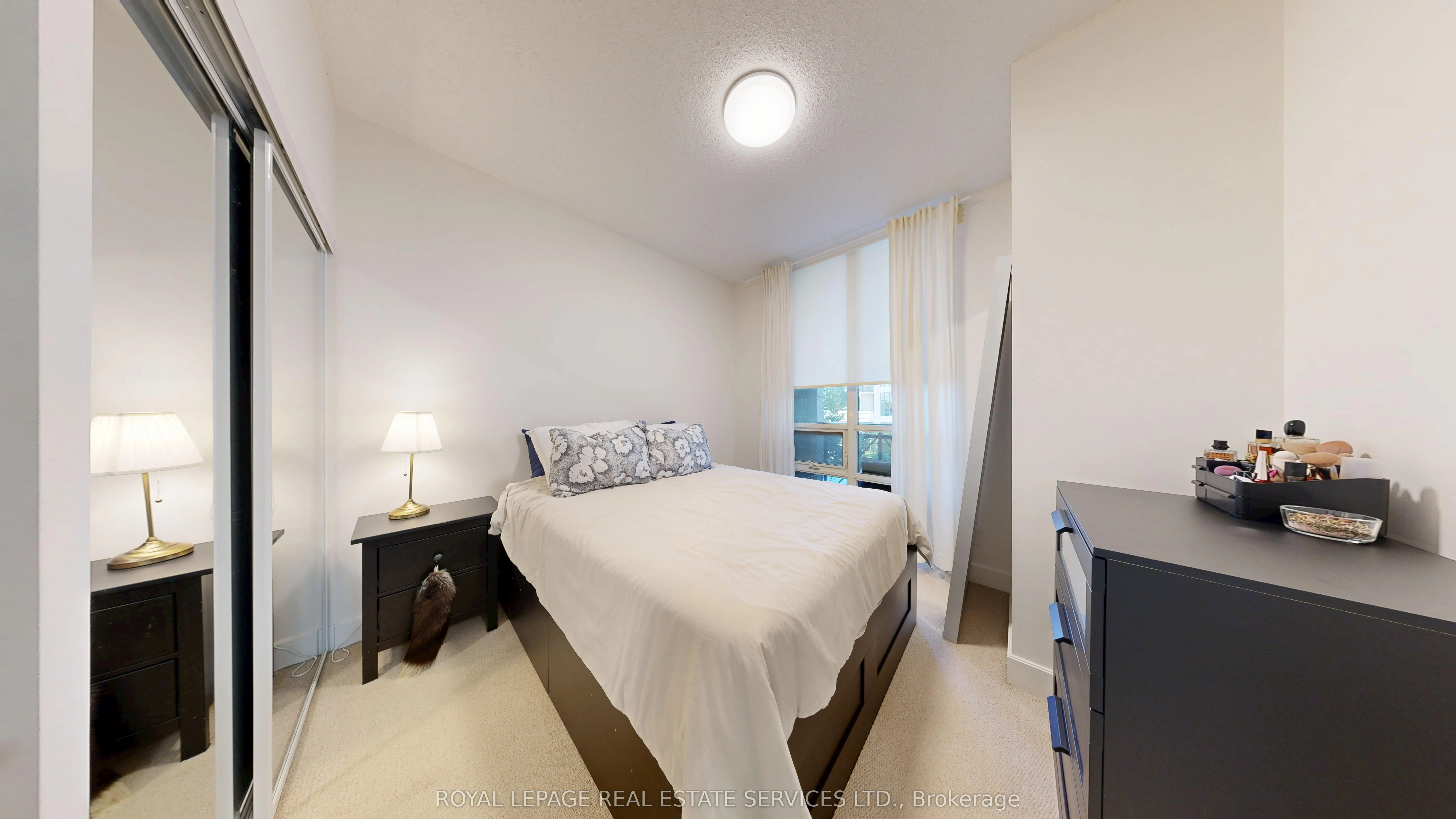 6 Eva Road, #216