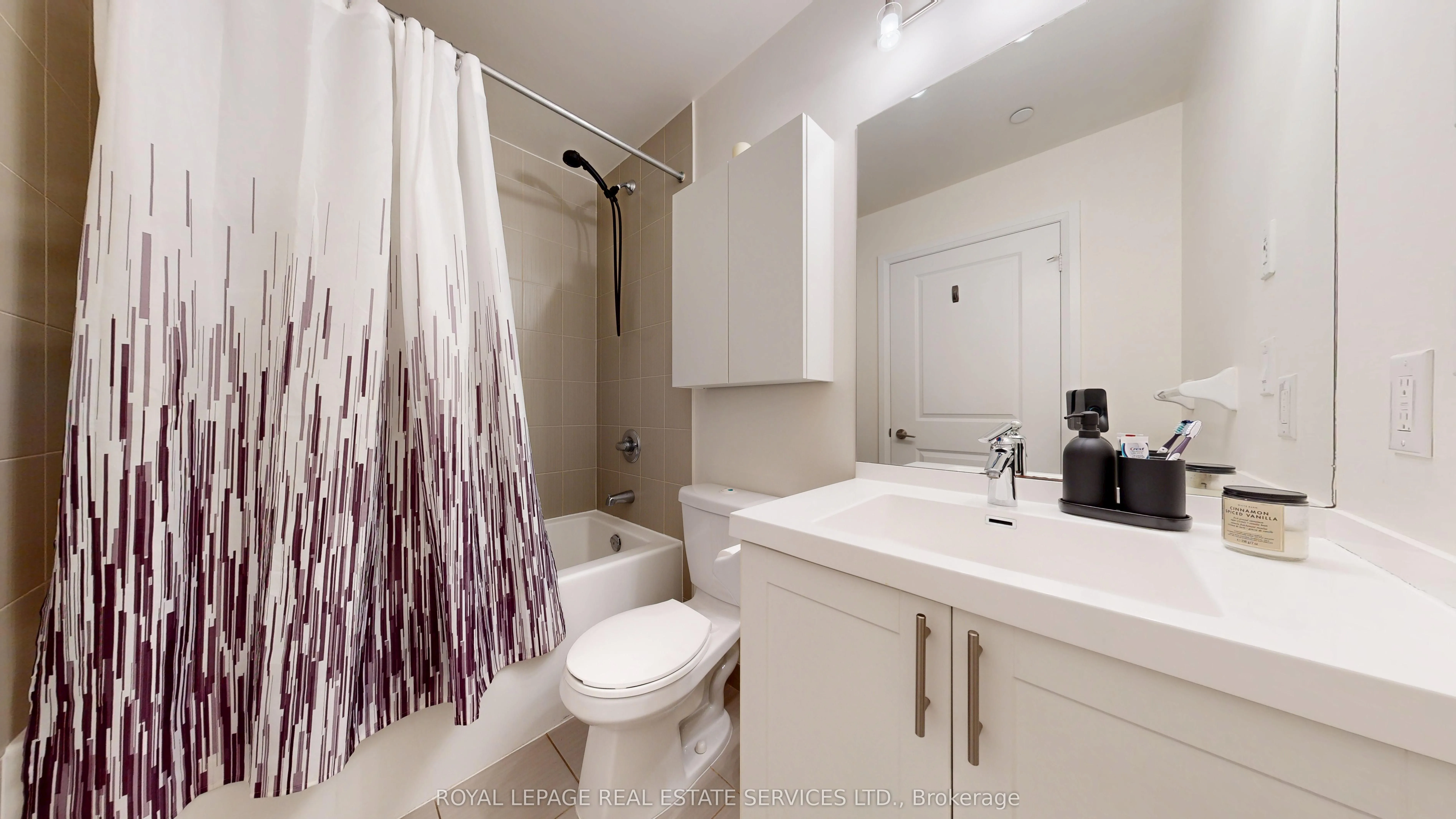 6 Eva Road, #216