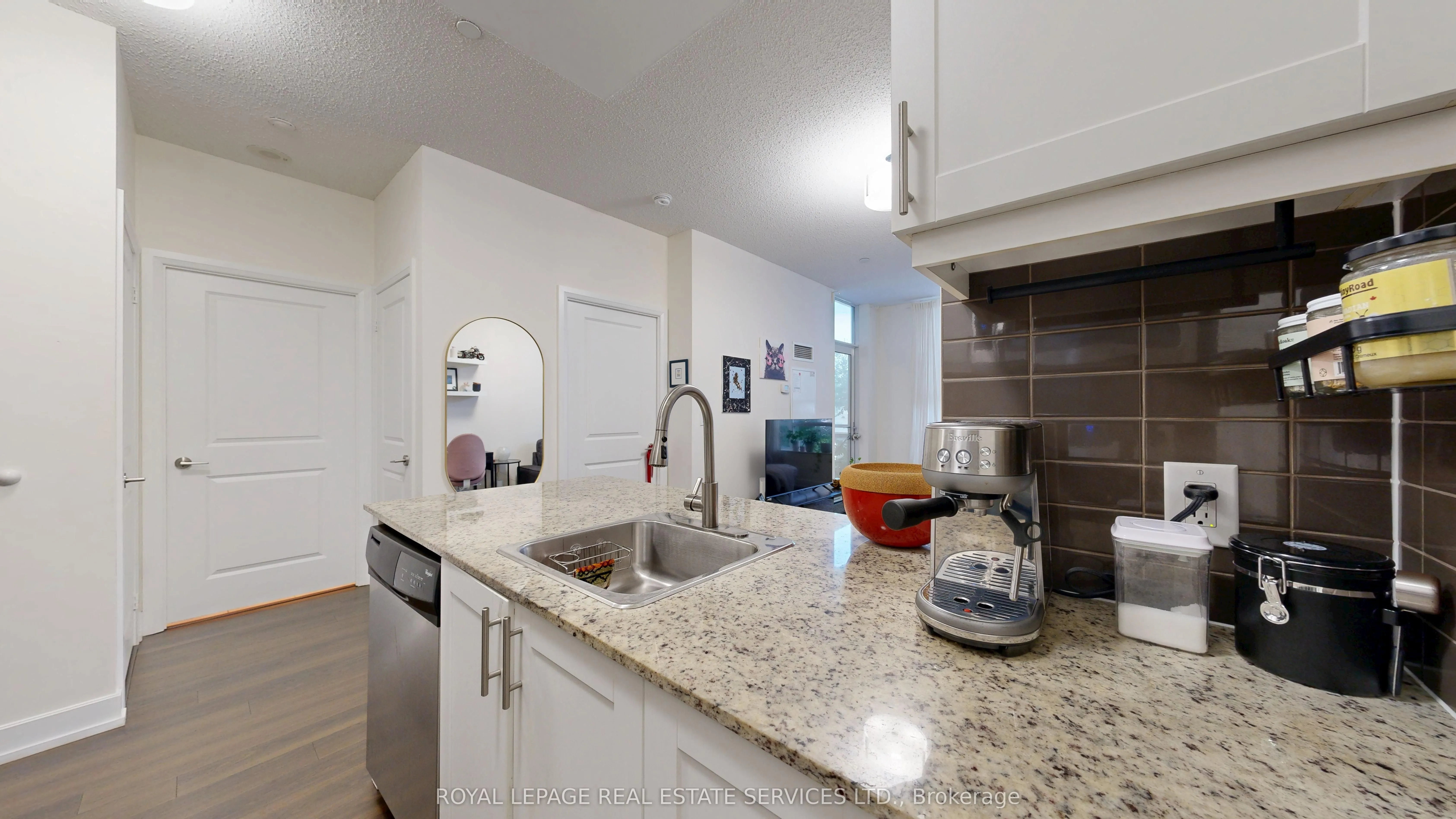 6 Eva Road, #216