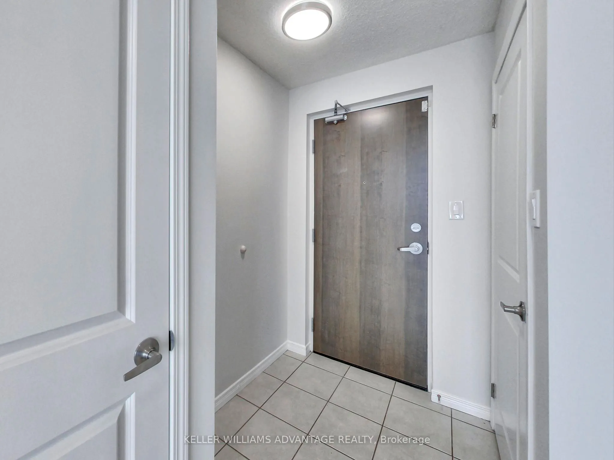 9 George Street, #2204