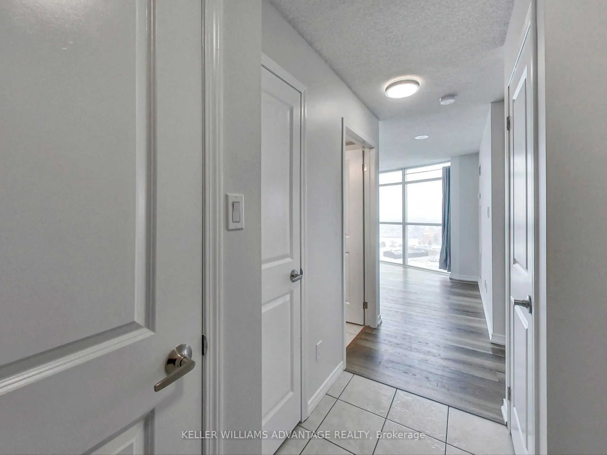 9 George Street, #2204