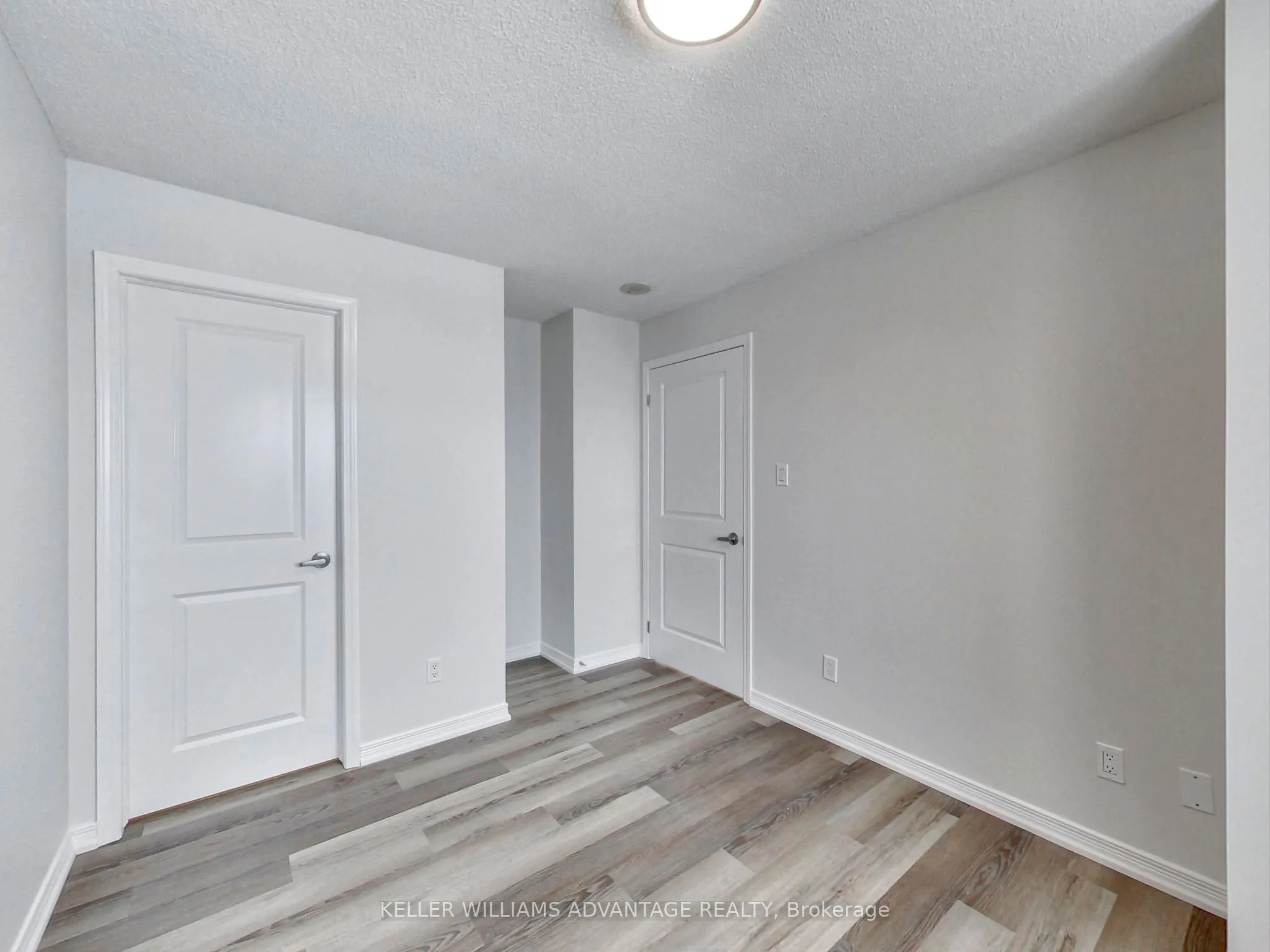 9 George Street, #2204