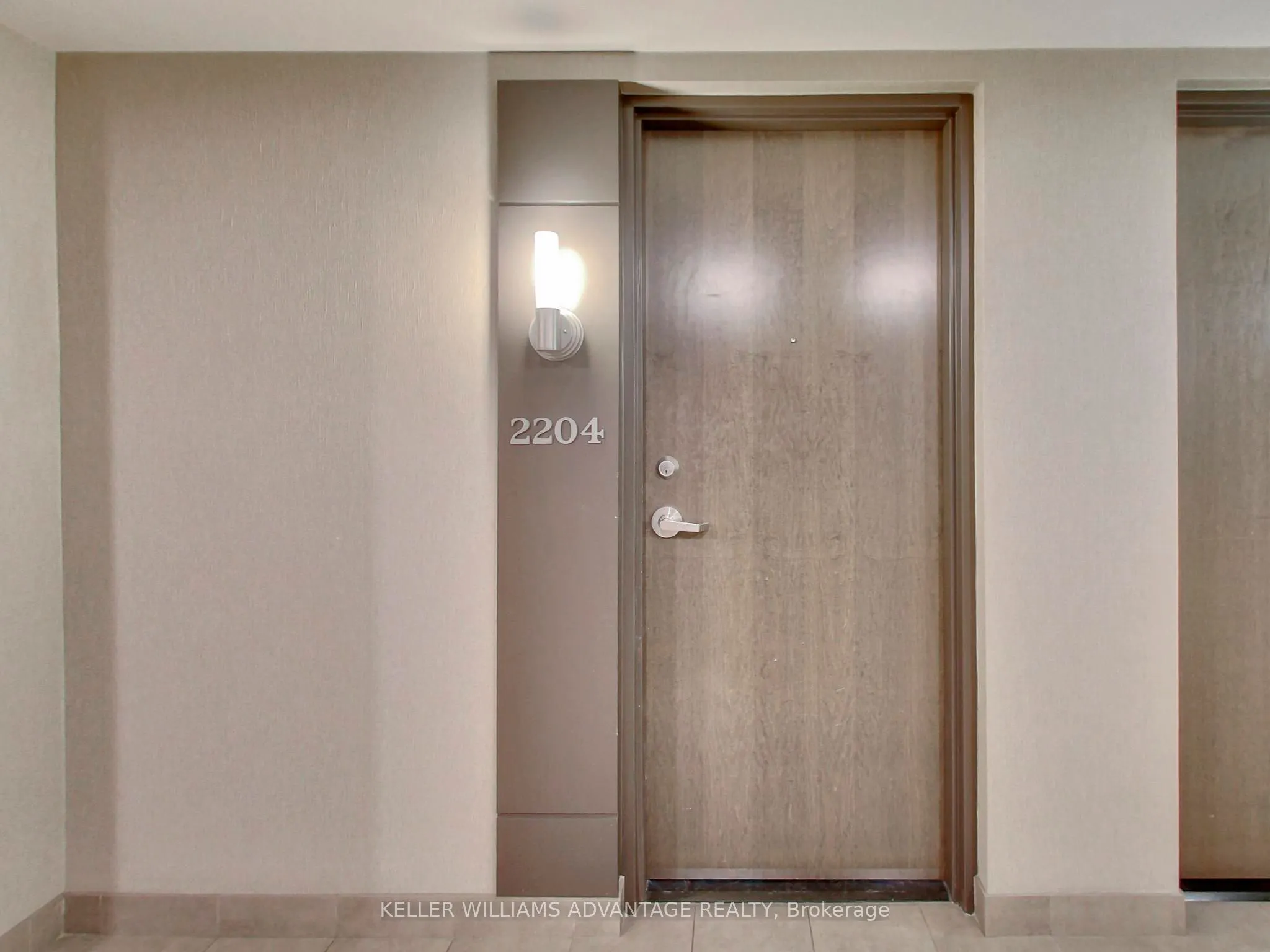 9 George Street, #2204