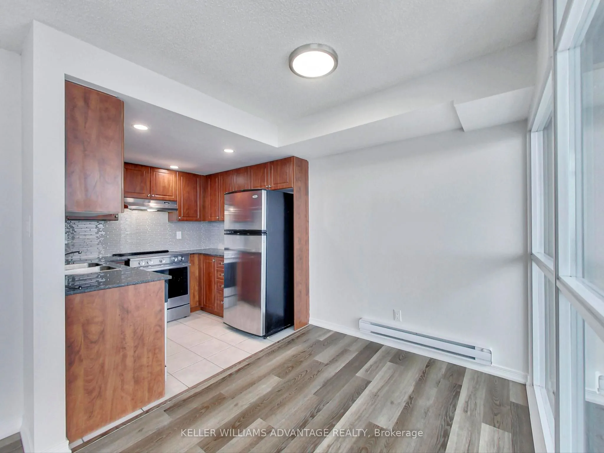 9 George Street, #2204
