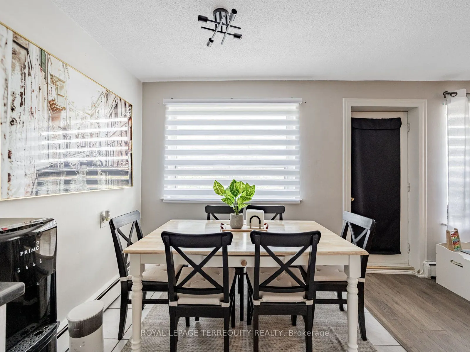 2411 New Street, #205