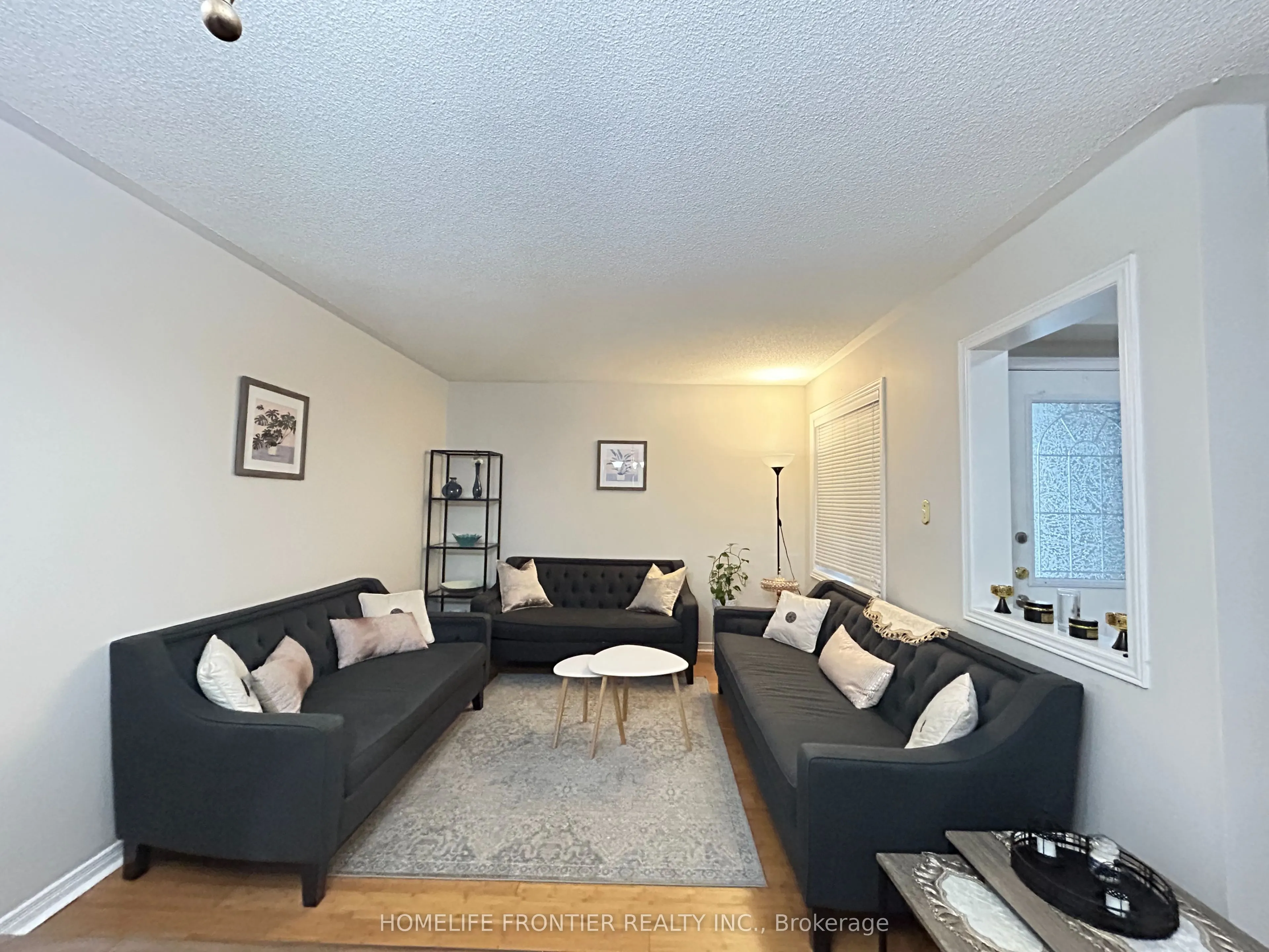 2555 Thomas Street, #36