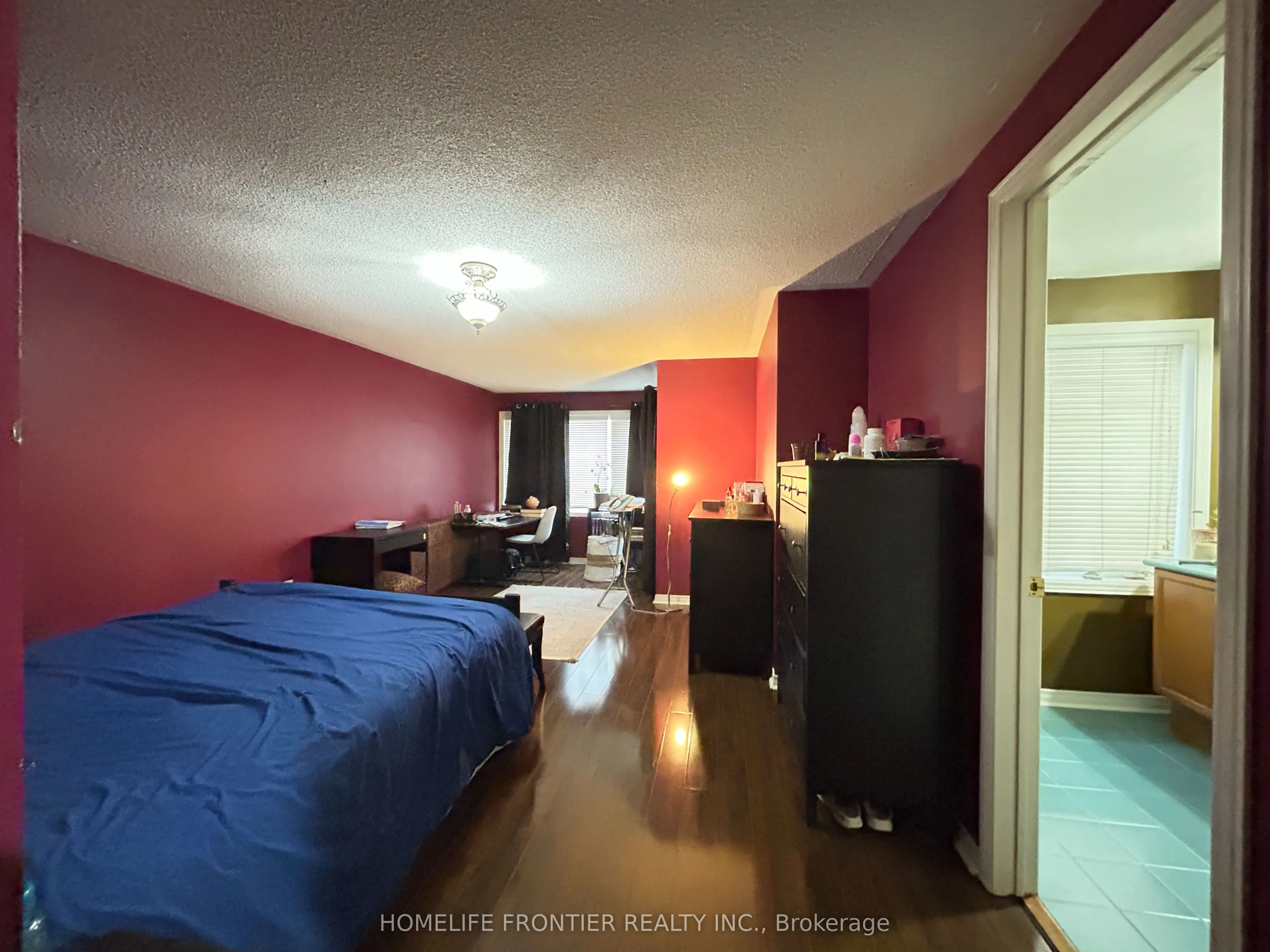 2555 Thomas Street, #36
