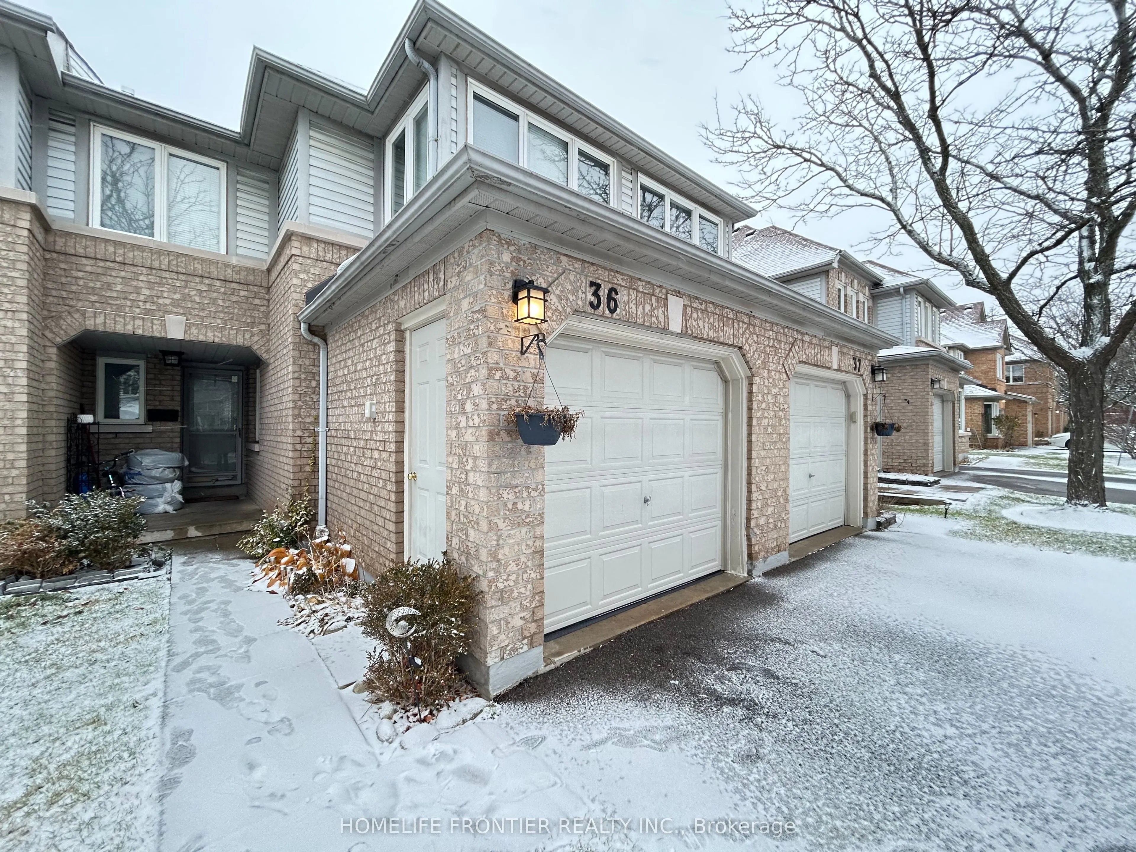 2555 Thomas Street, #36