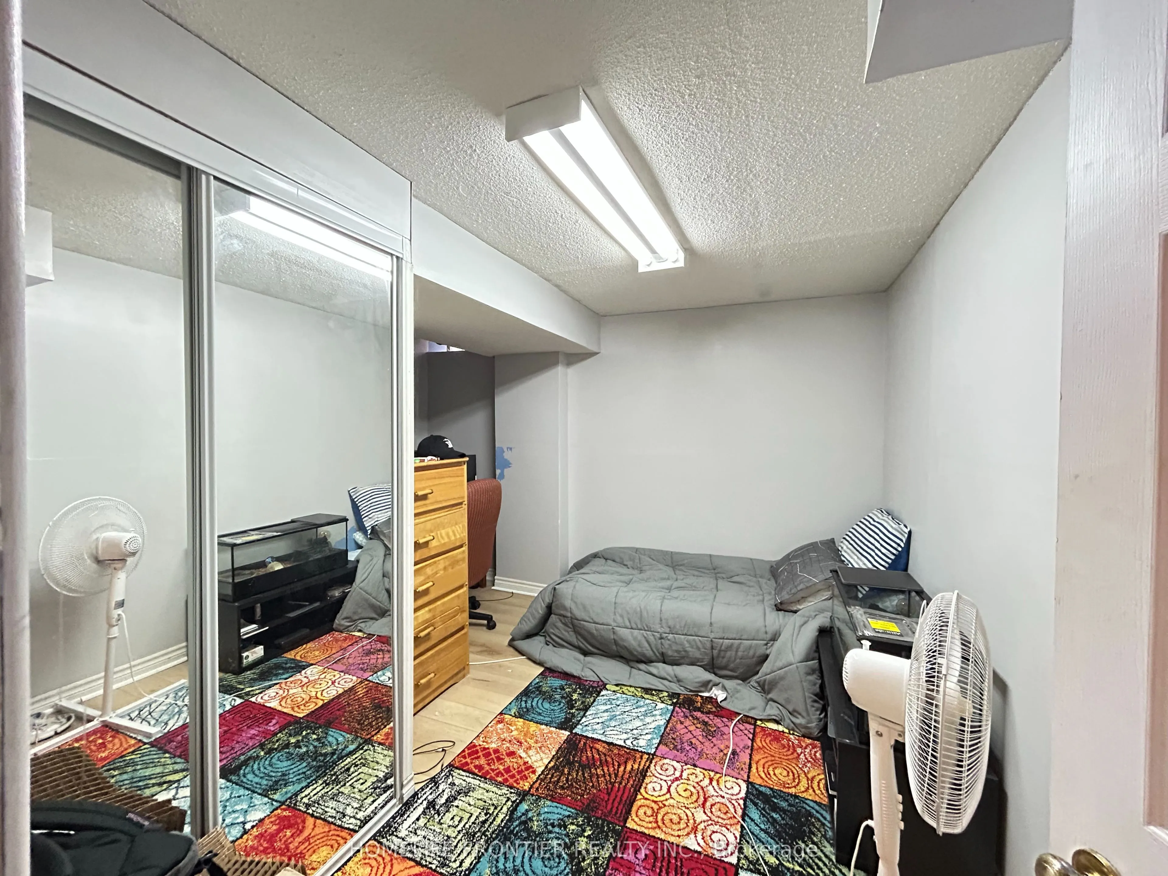 2555 Thomas Street, #36