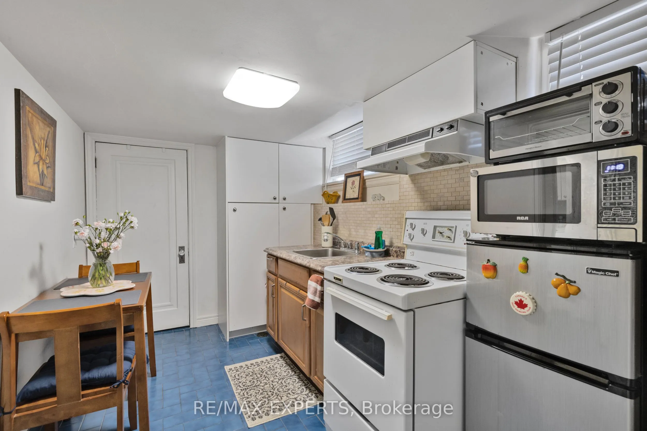 114 Trowell Avenue, #Lower