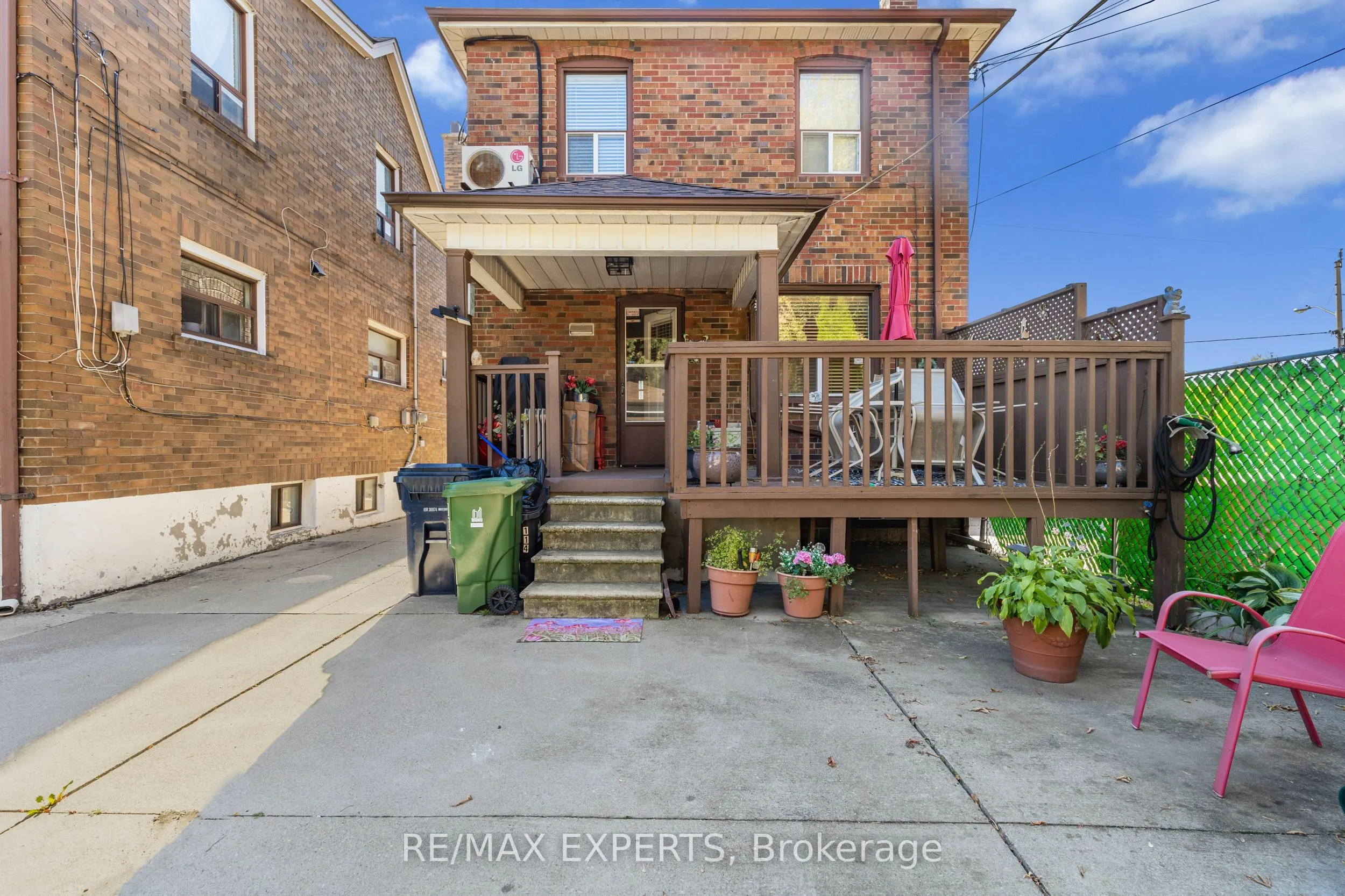 114 Trowell Avenue, #Lower