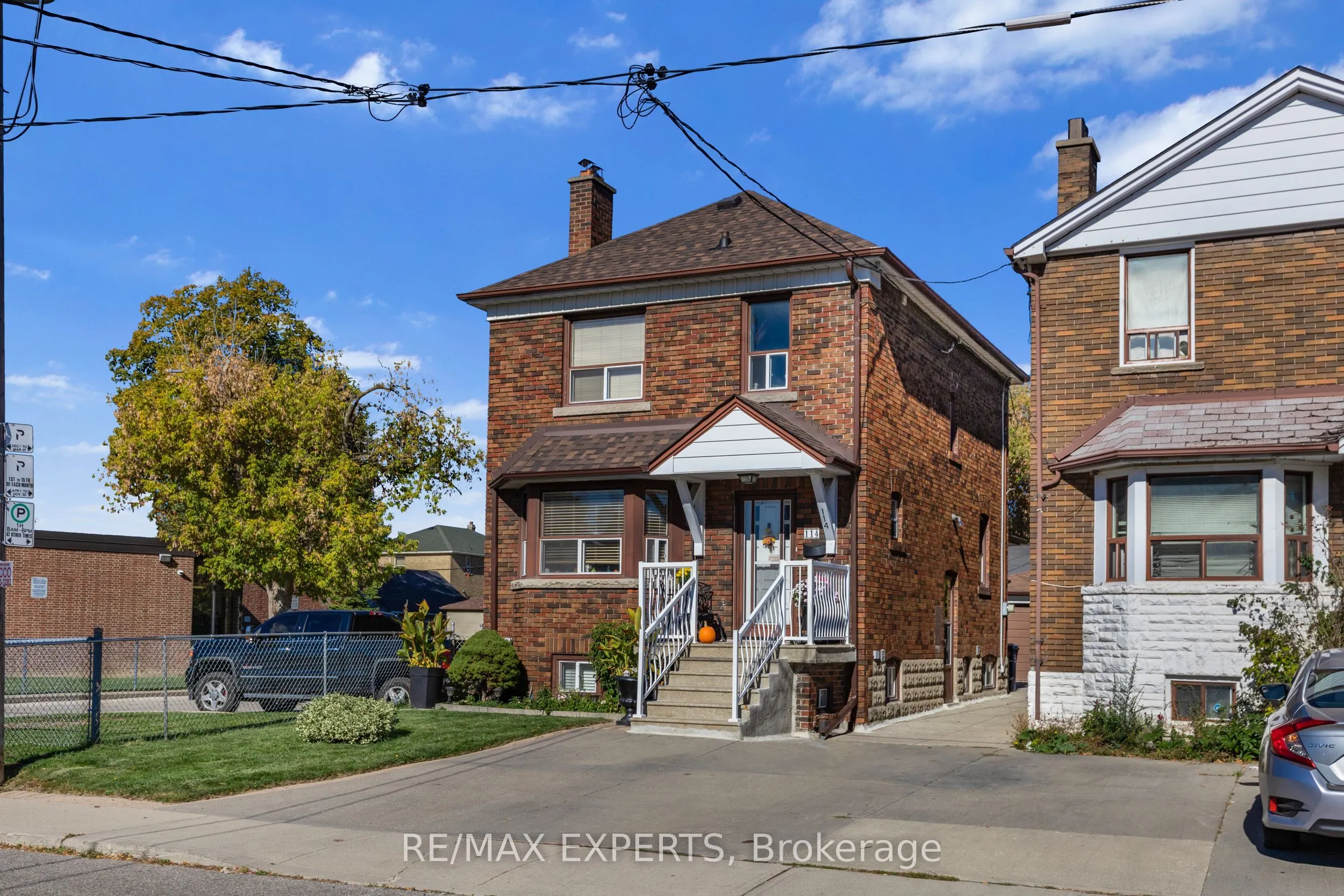 114 Trowell Avenue, #Lower