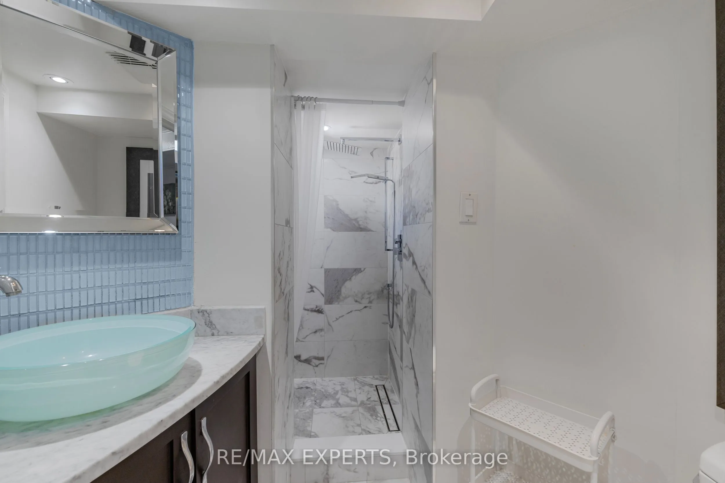 114 Trowell Avenue, #Lower