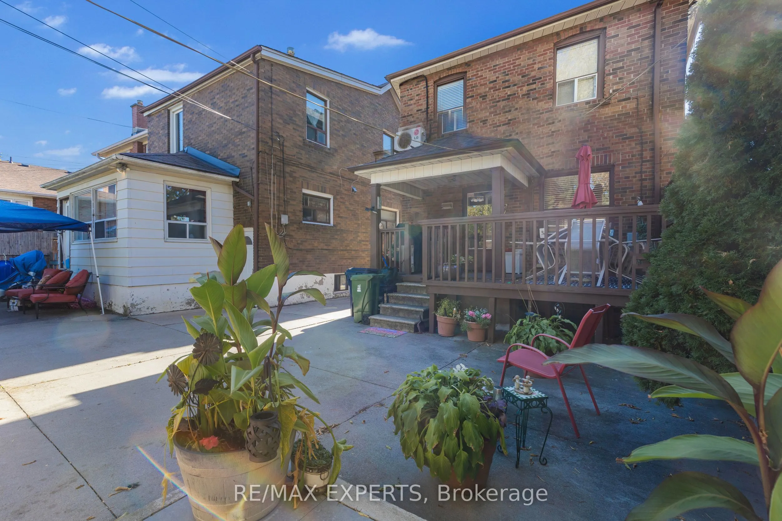 114 Trowell Avenue, #Lower