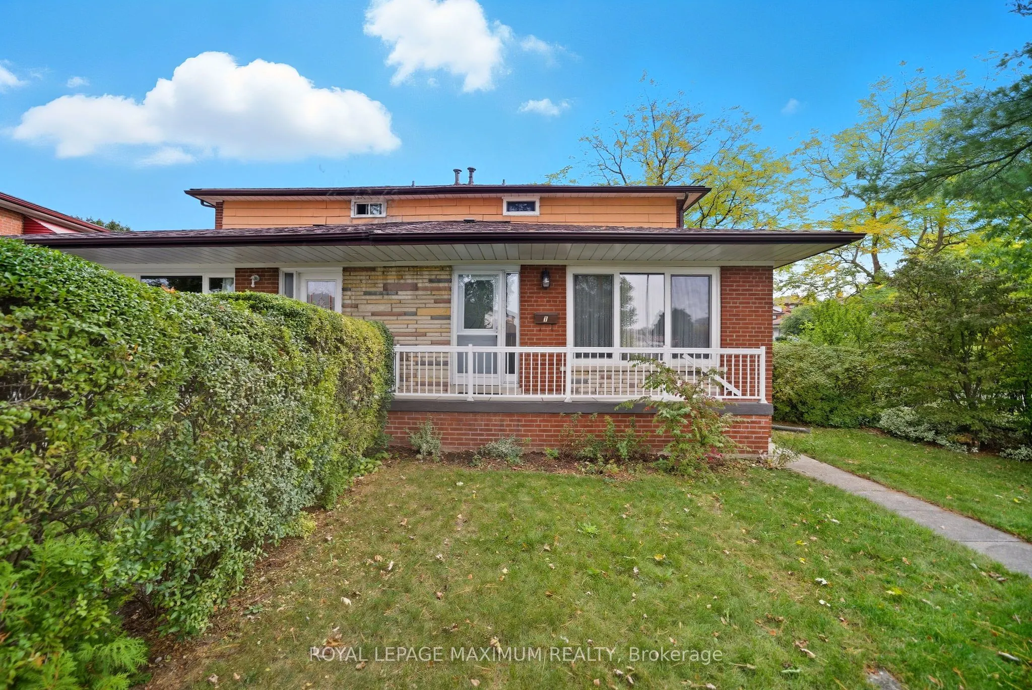 1 Riverton Drive