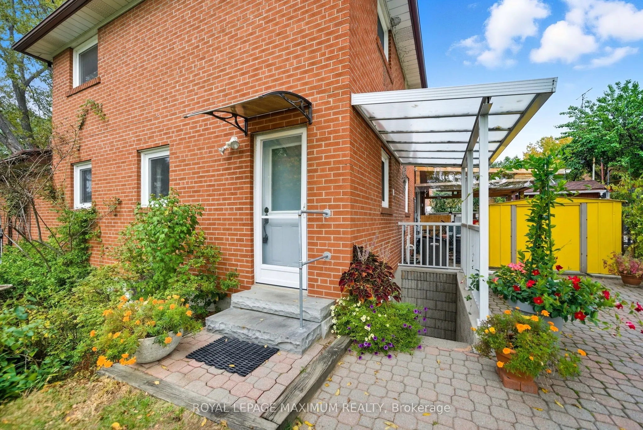 1 Riverton Drive