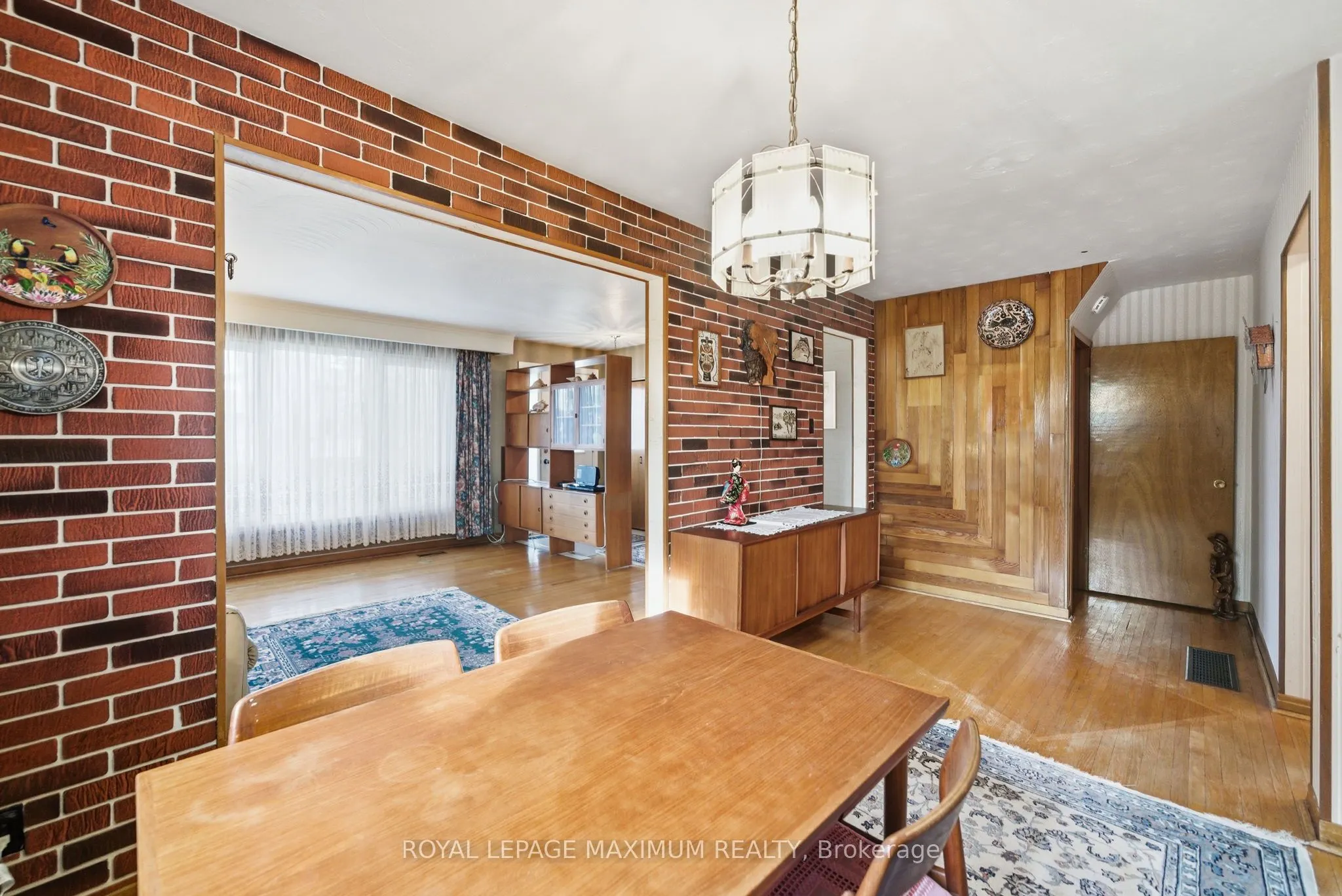 1 Riverton Drive