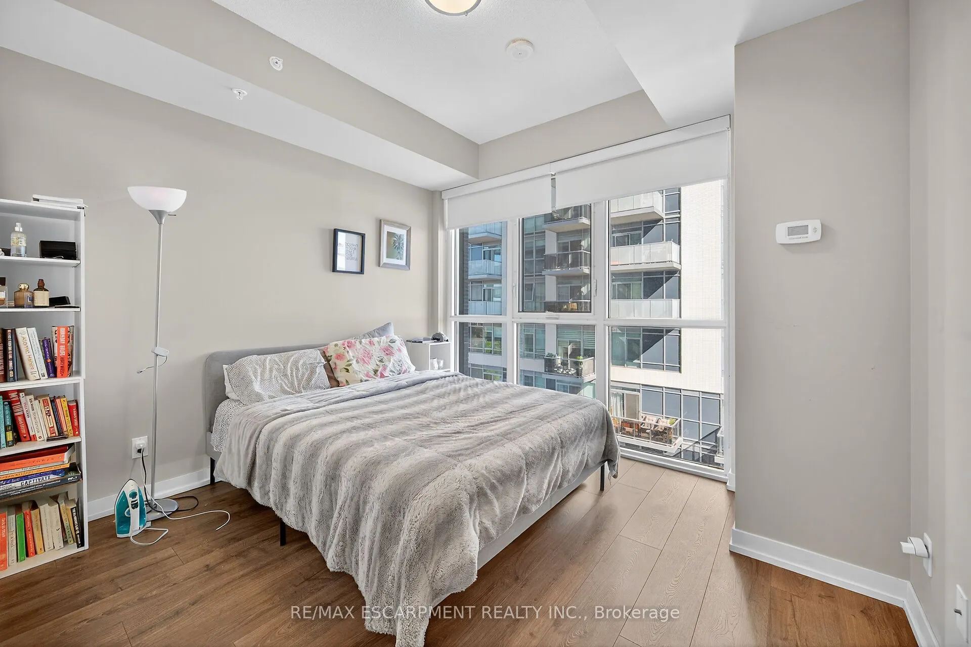 2087 Fairview Street, #1302