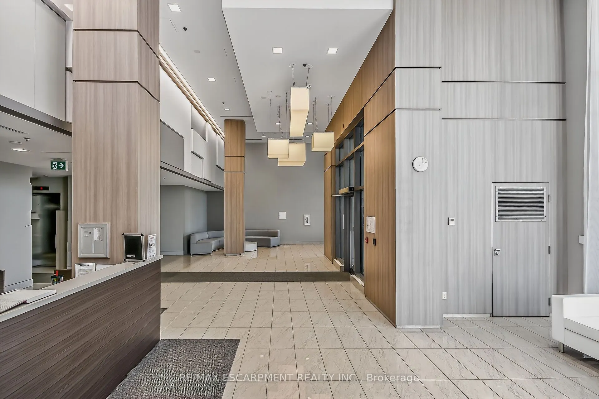 2087 Fairview Street, #1302