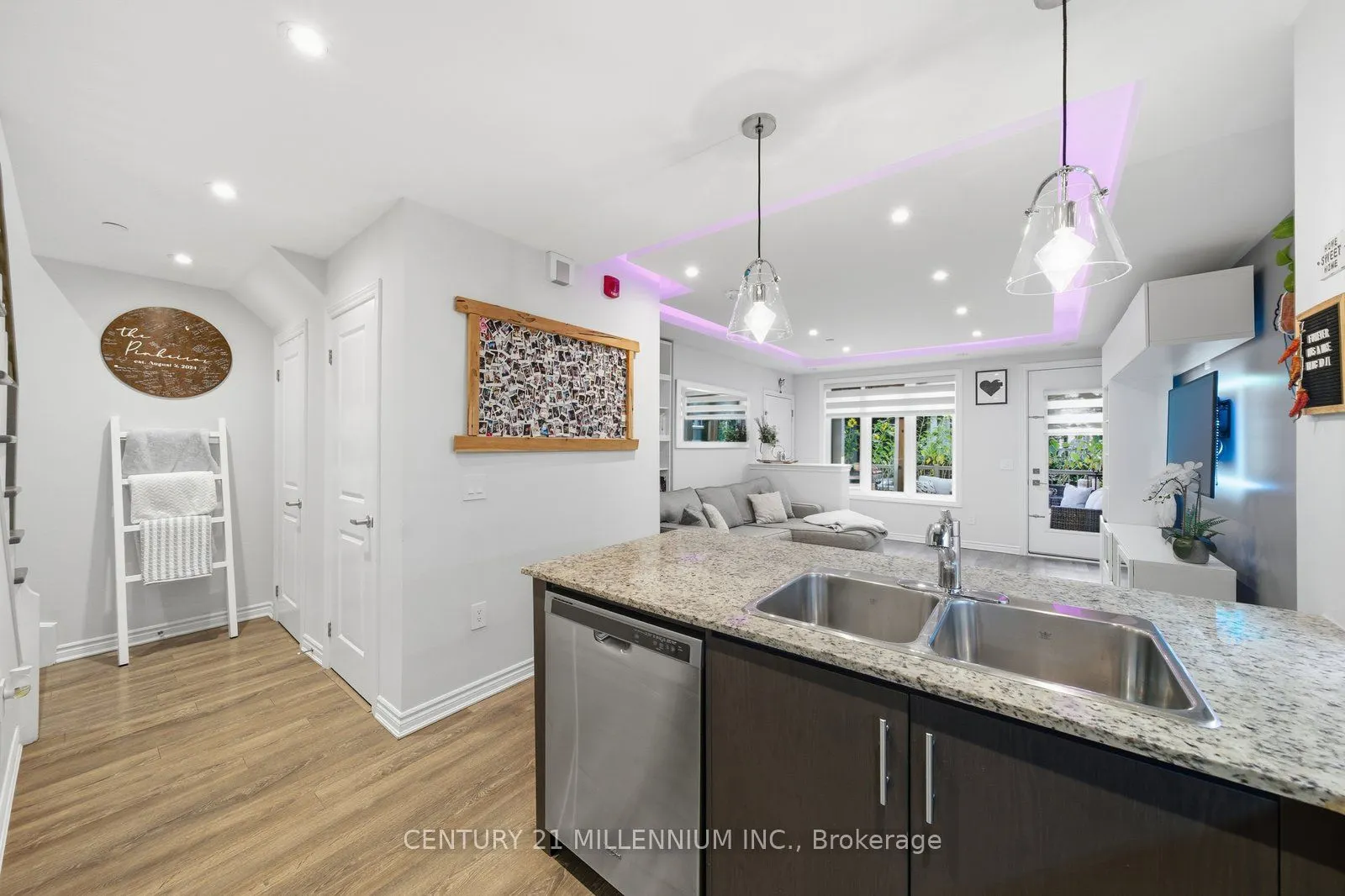 95 Eastwood Park Gardens, #21