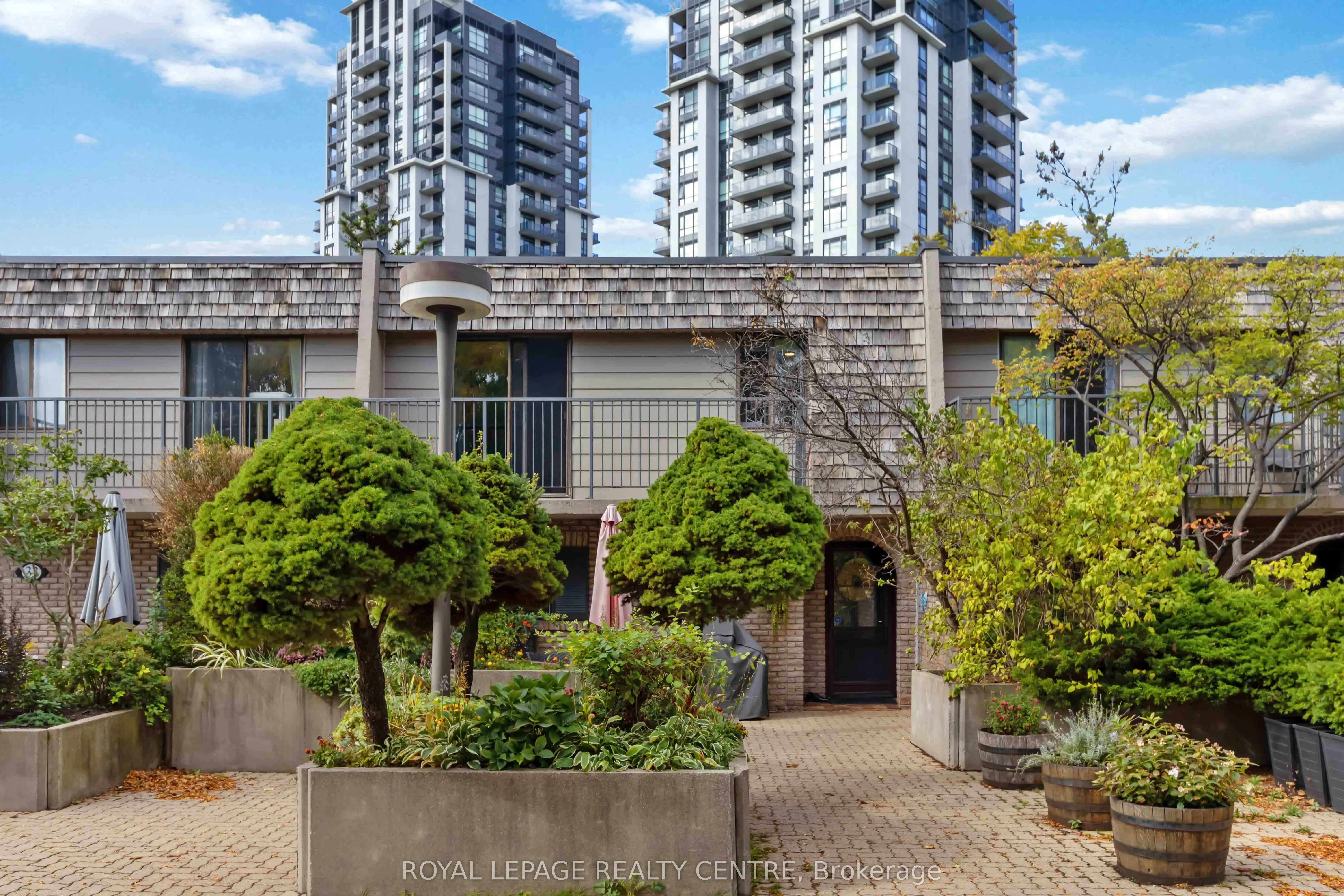 1330 Mississauga Valley Blvd Boulevard, #34