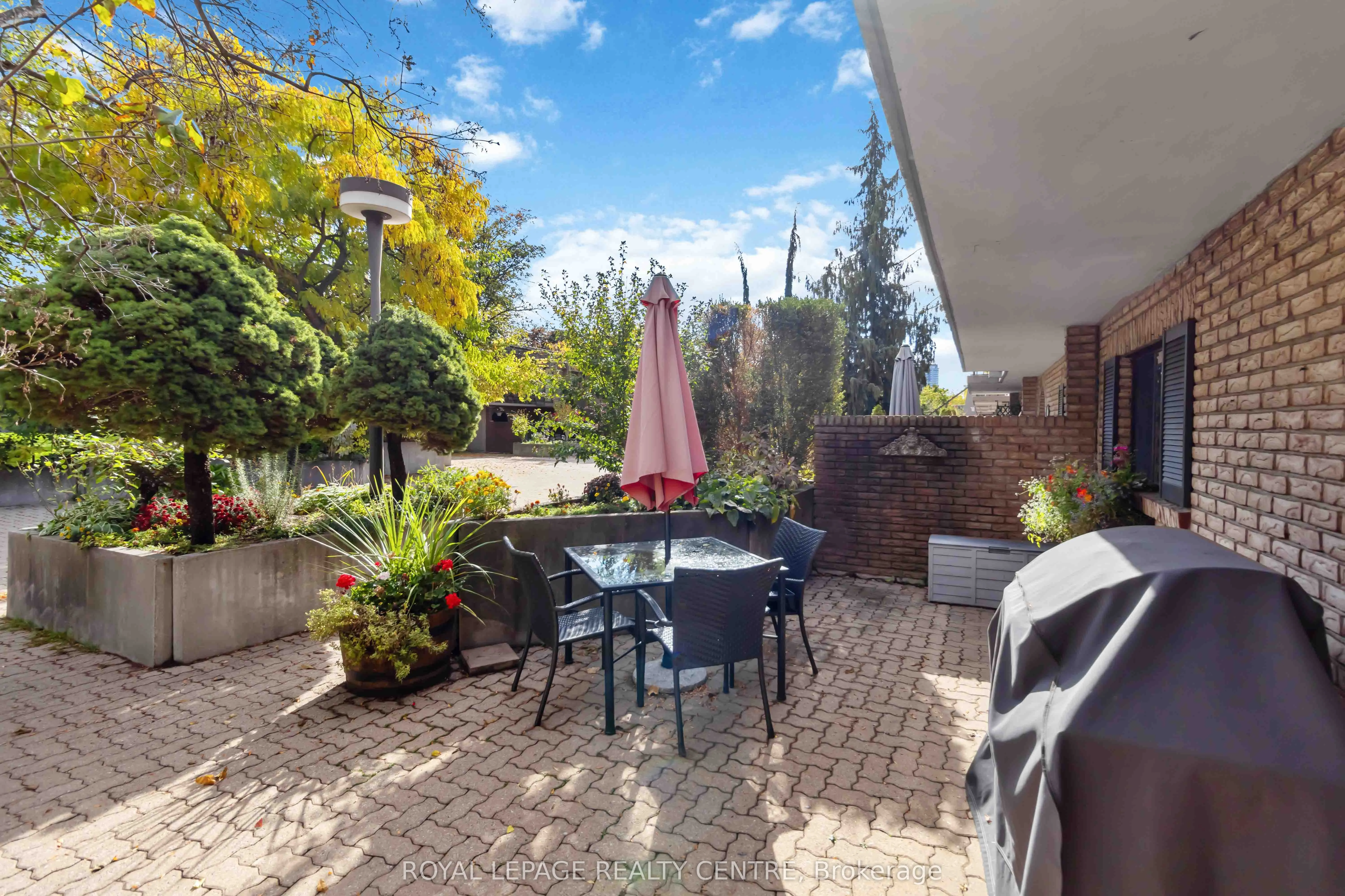 1330 Mississauga Valley Blvd Boulevard, #34