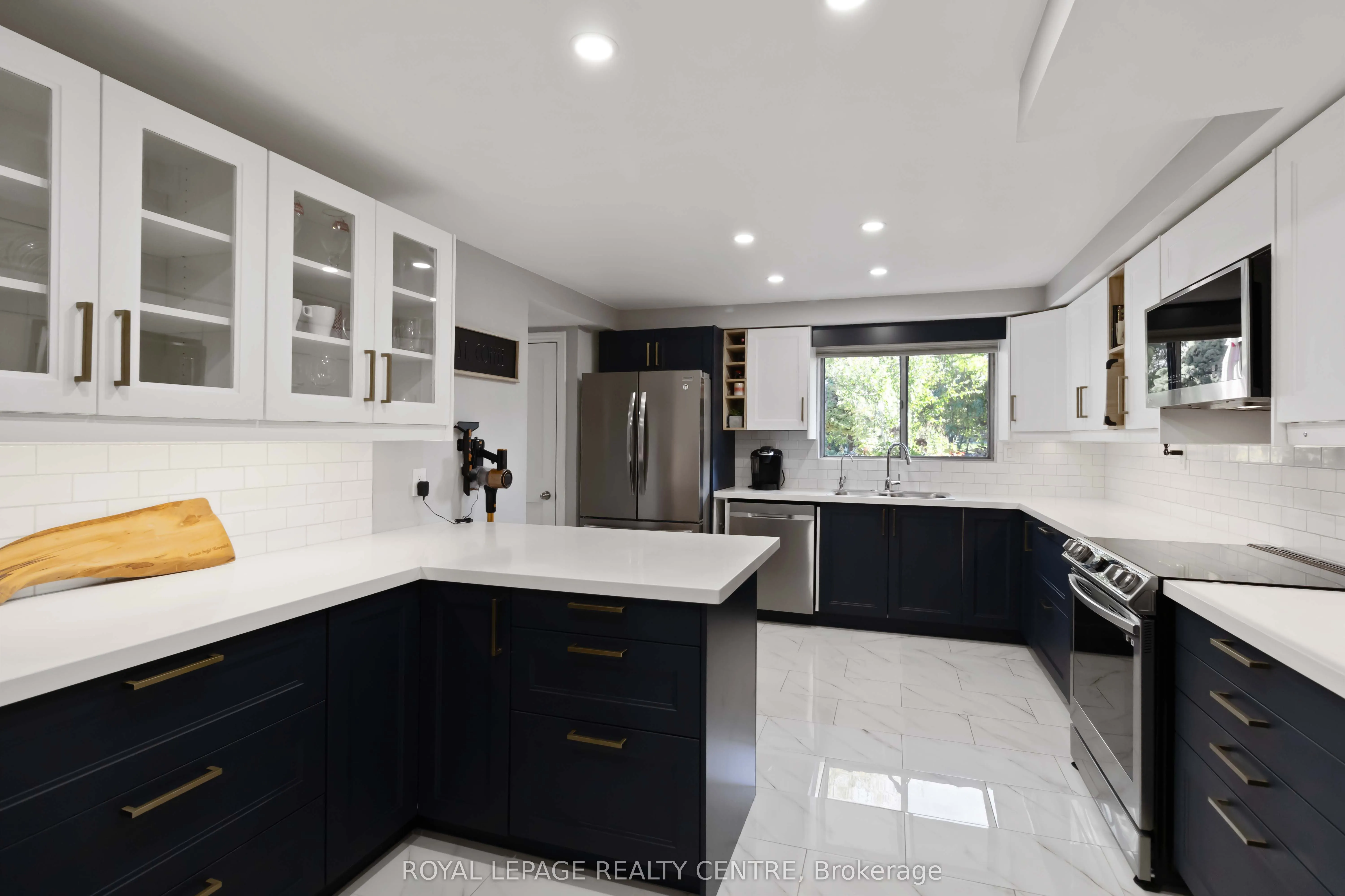 1330 Mississauga Valley Blvd Boulevard, #34