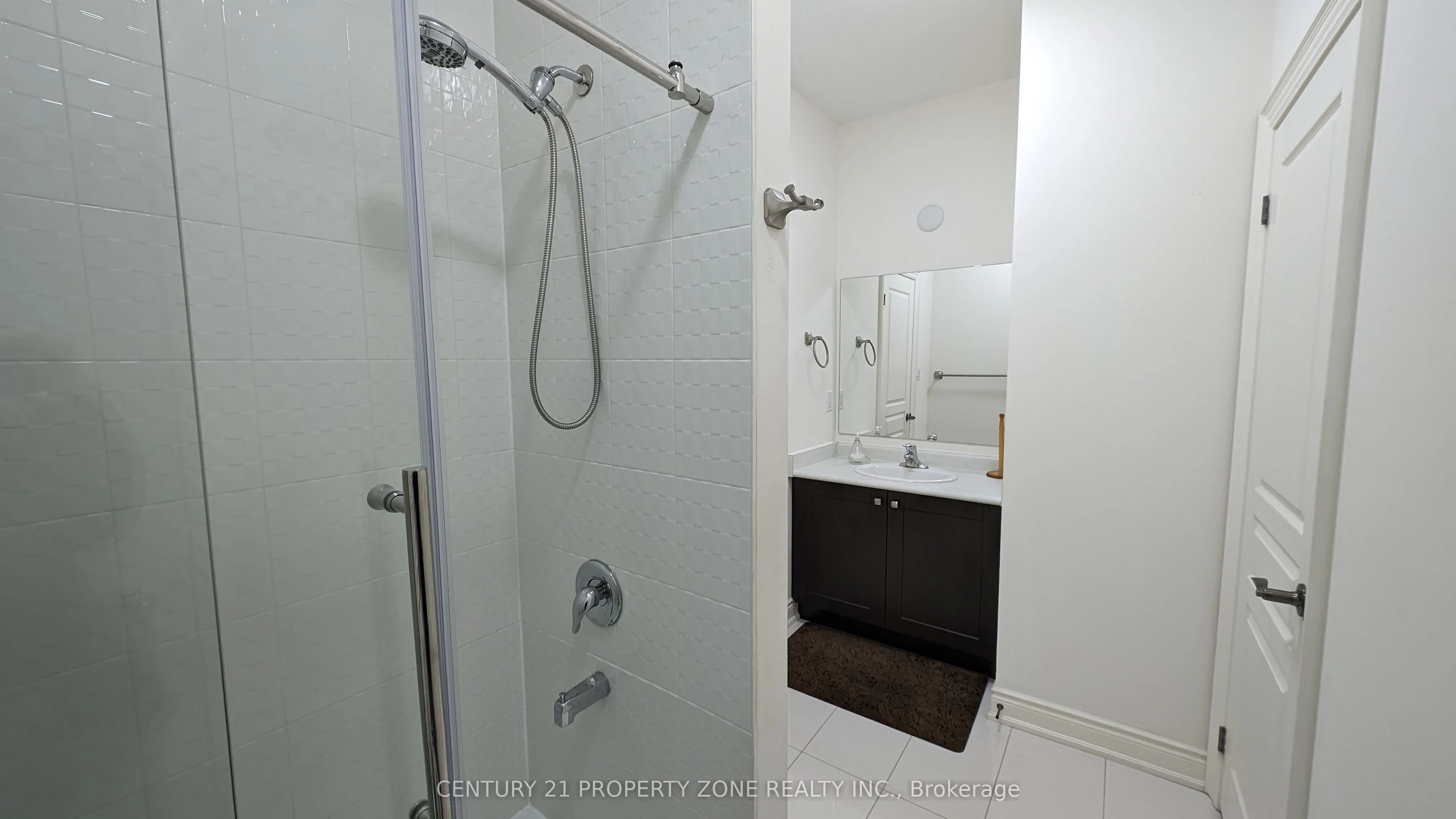 10 Goderich Drive, #Upper