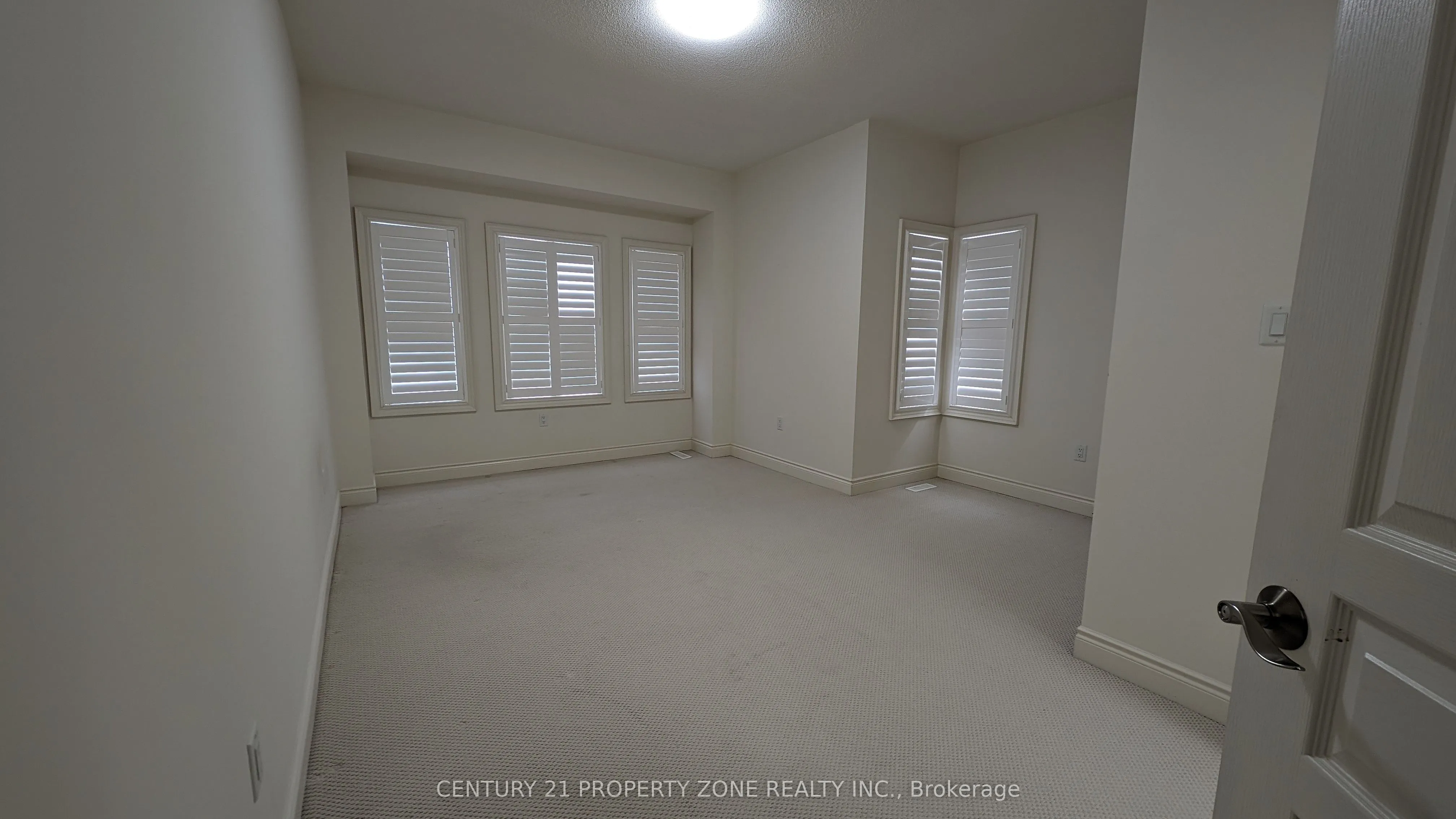 10 Goderich Drive, #Upper