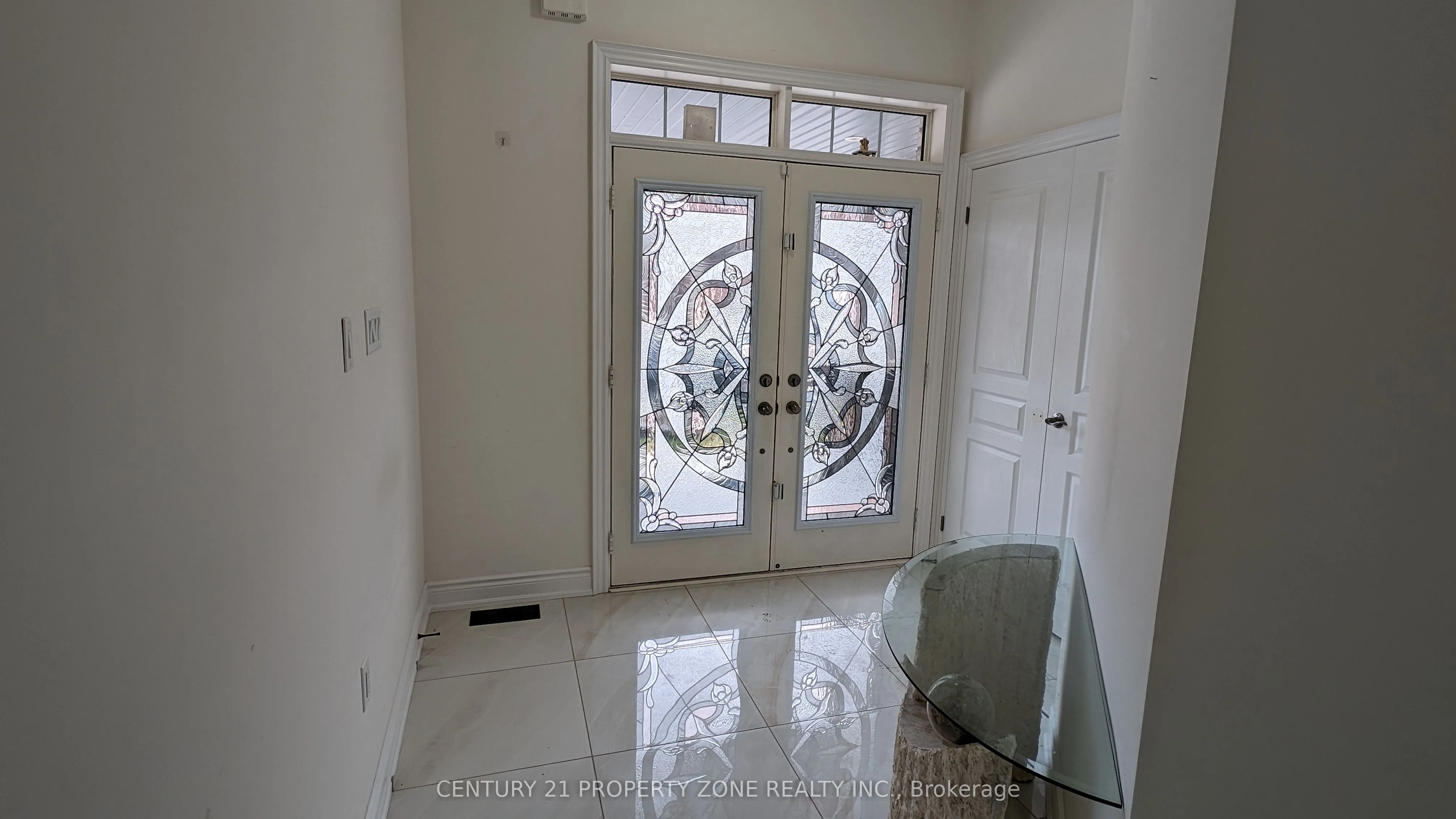 10 Goderich Drive, #Upper
