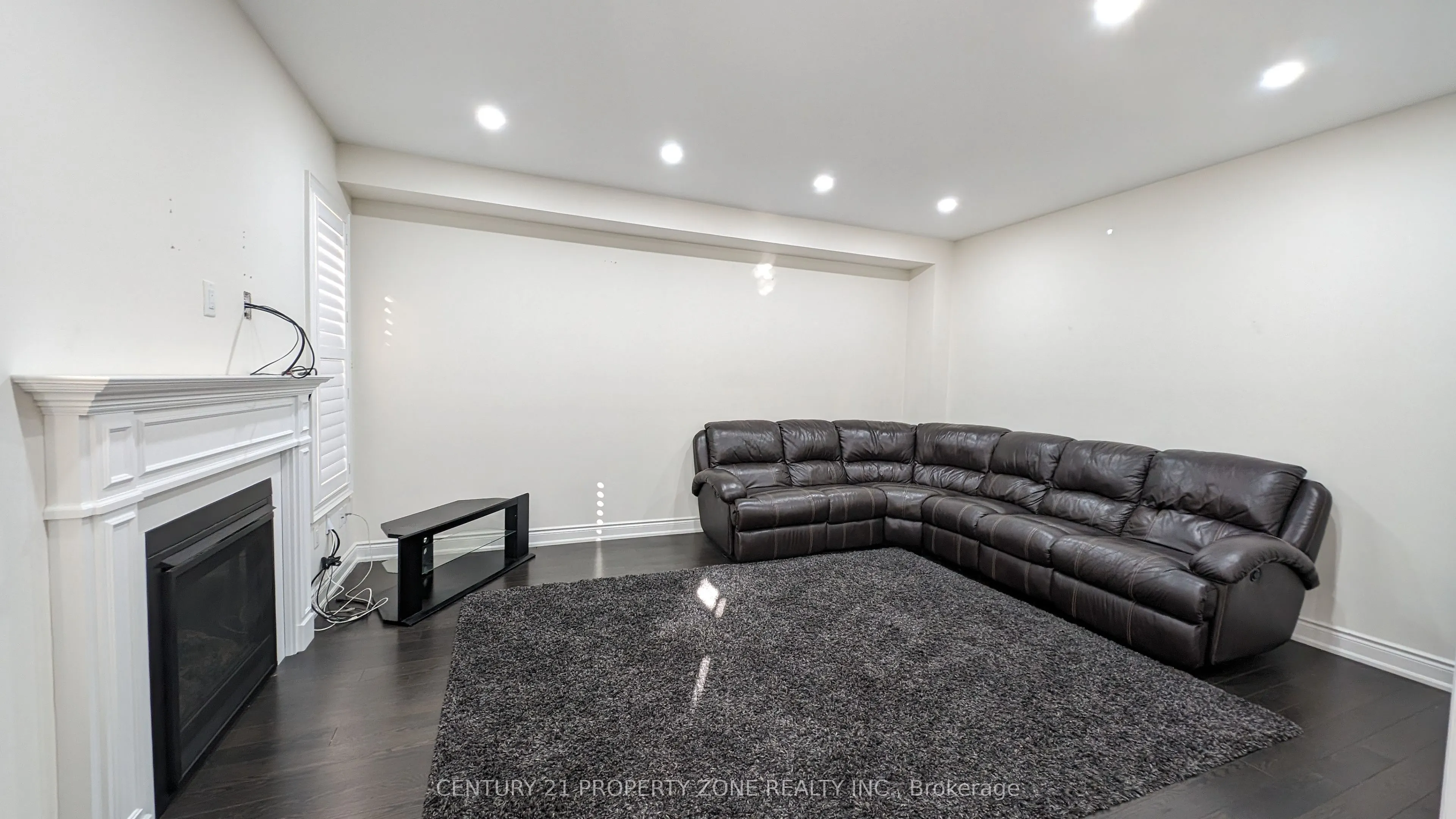 10 Goderich Drive, #Upper