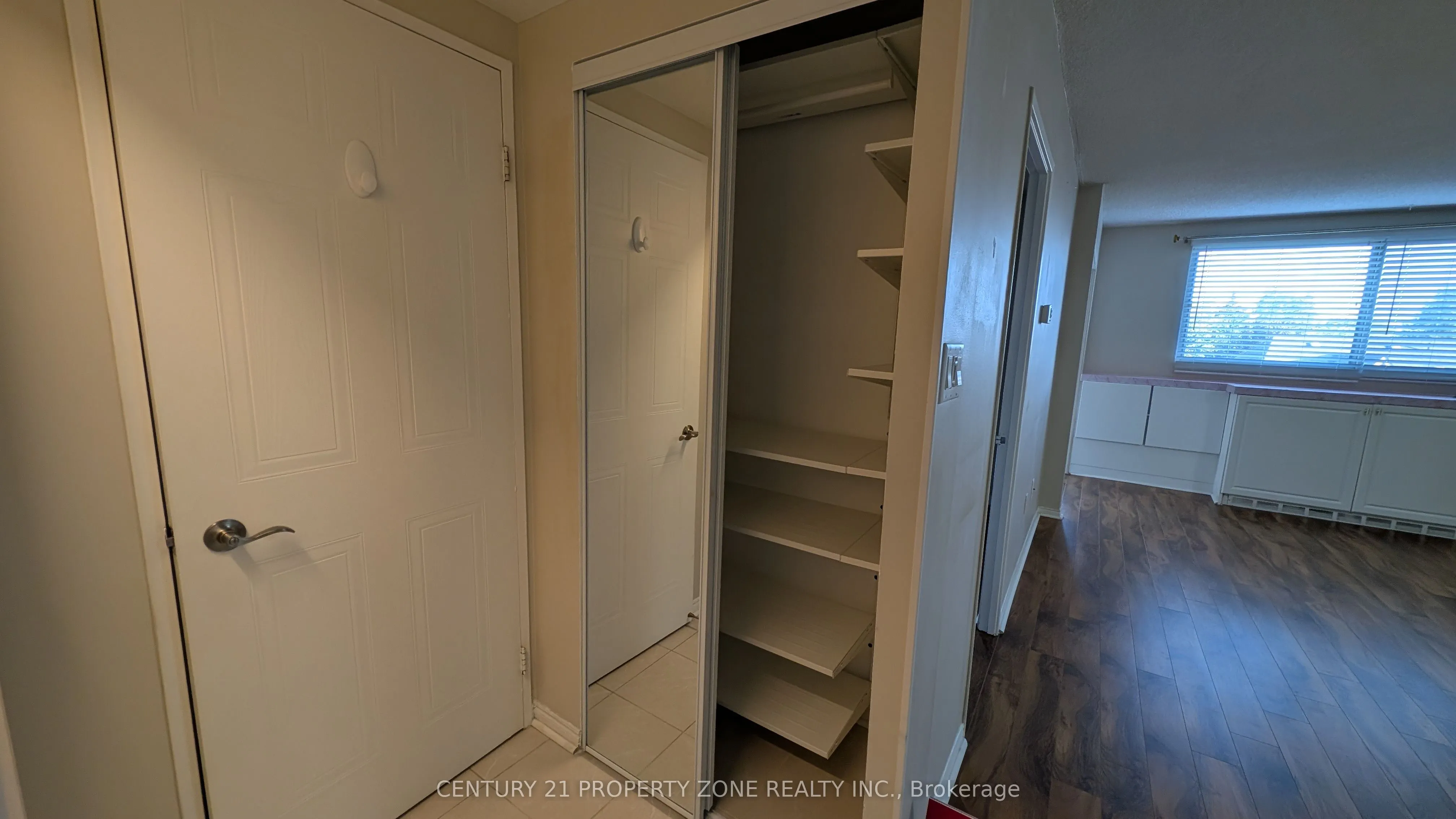 8351 Mclaughlin Road S, #403