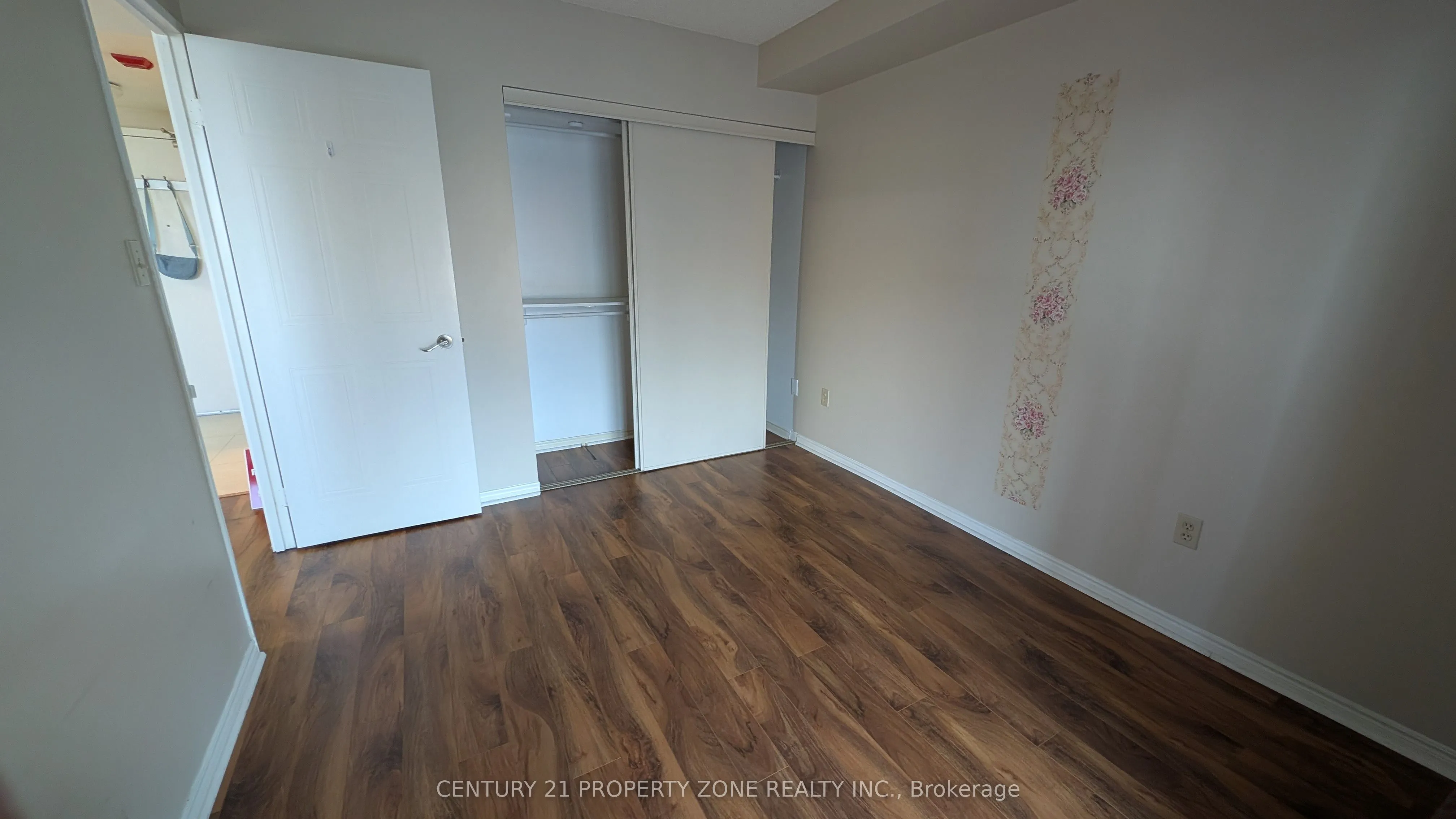 8351 Mclaughlin Road S, #403