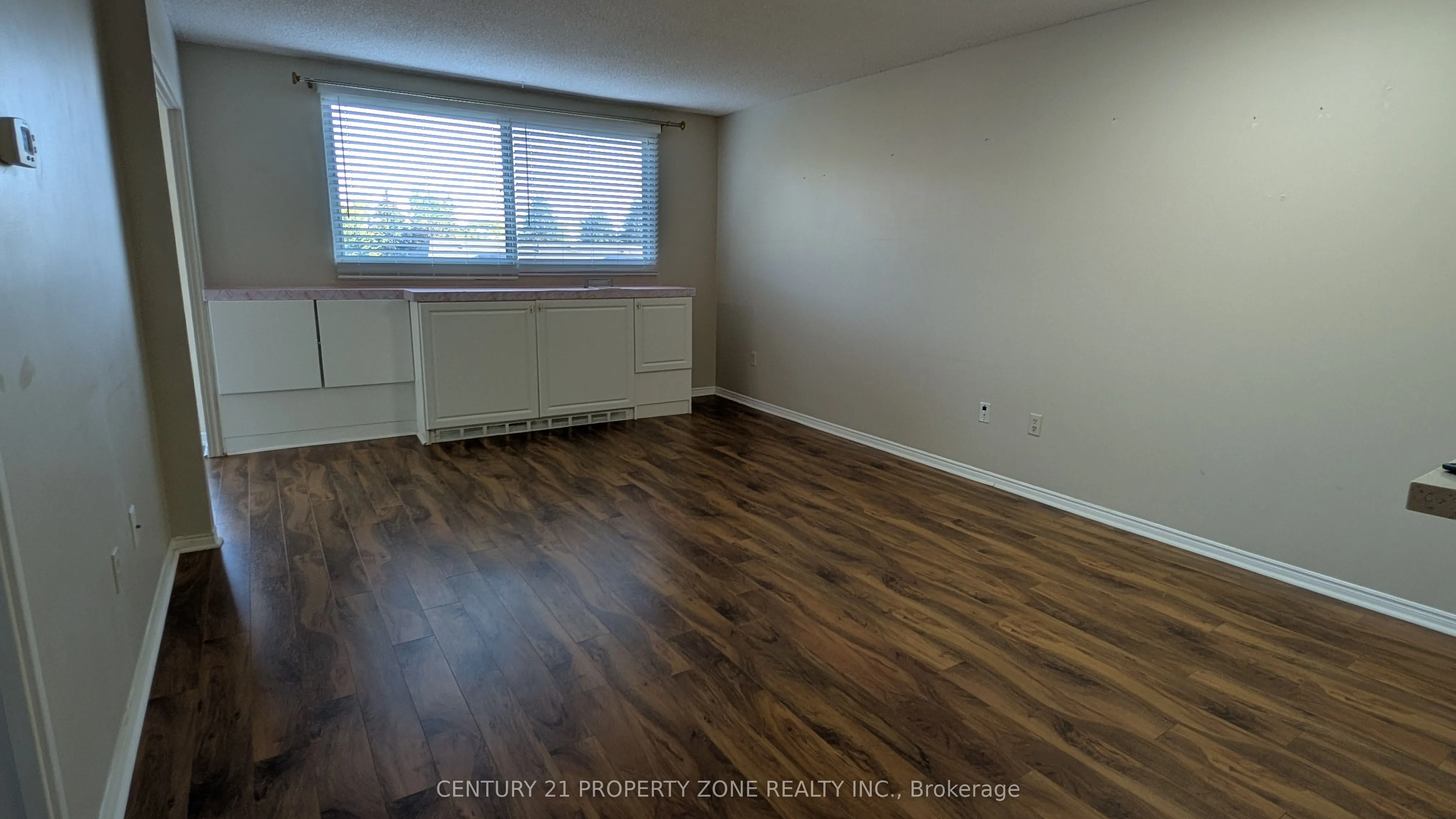 8351 Mclaughlin Road S, #403