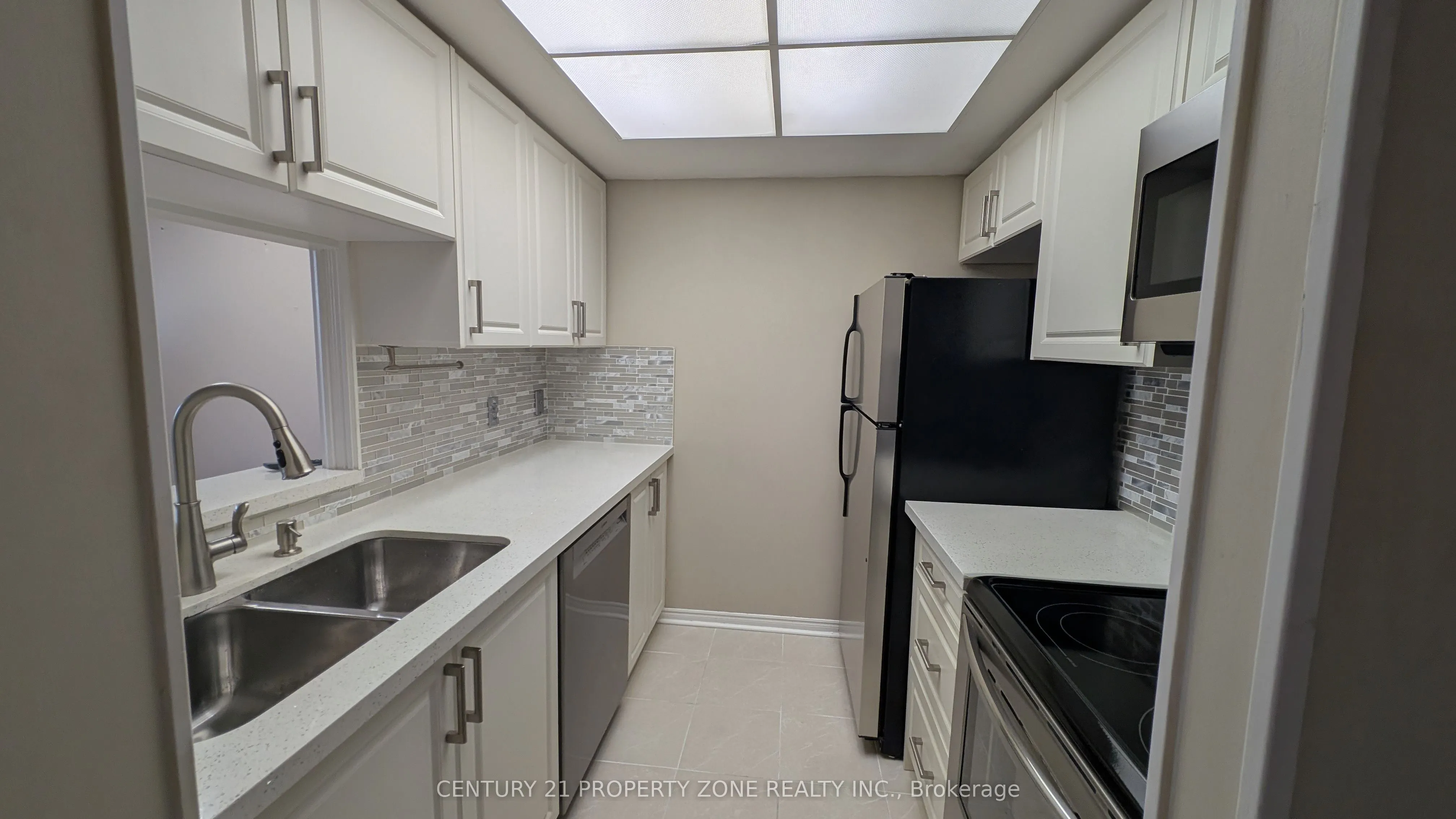 8351 Mclaughlin Road S, #403