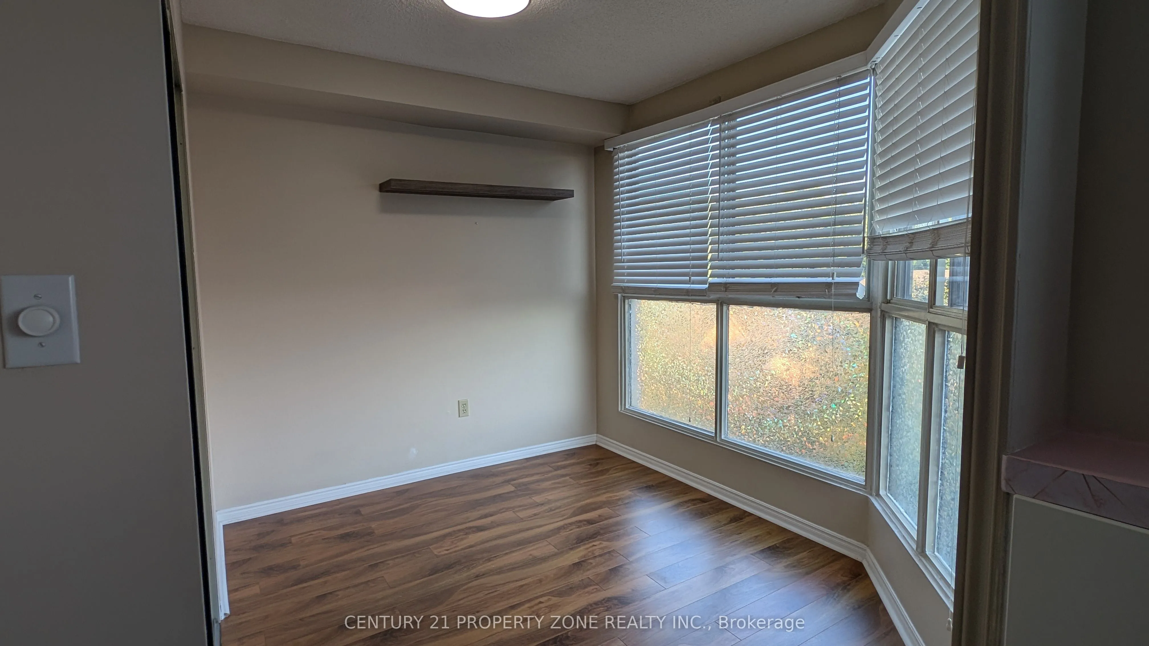 8351 Mclaughlin Road S, #403