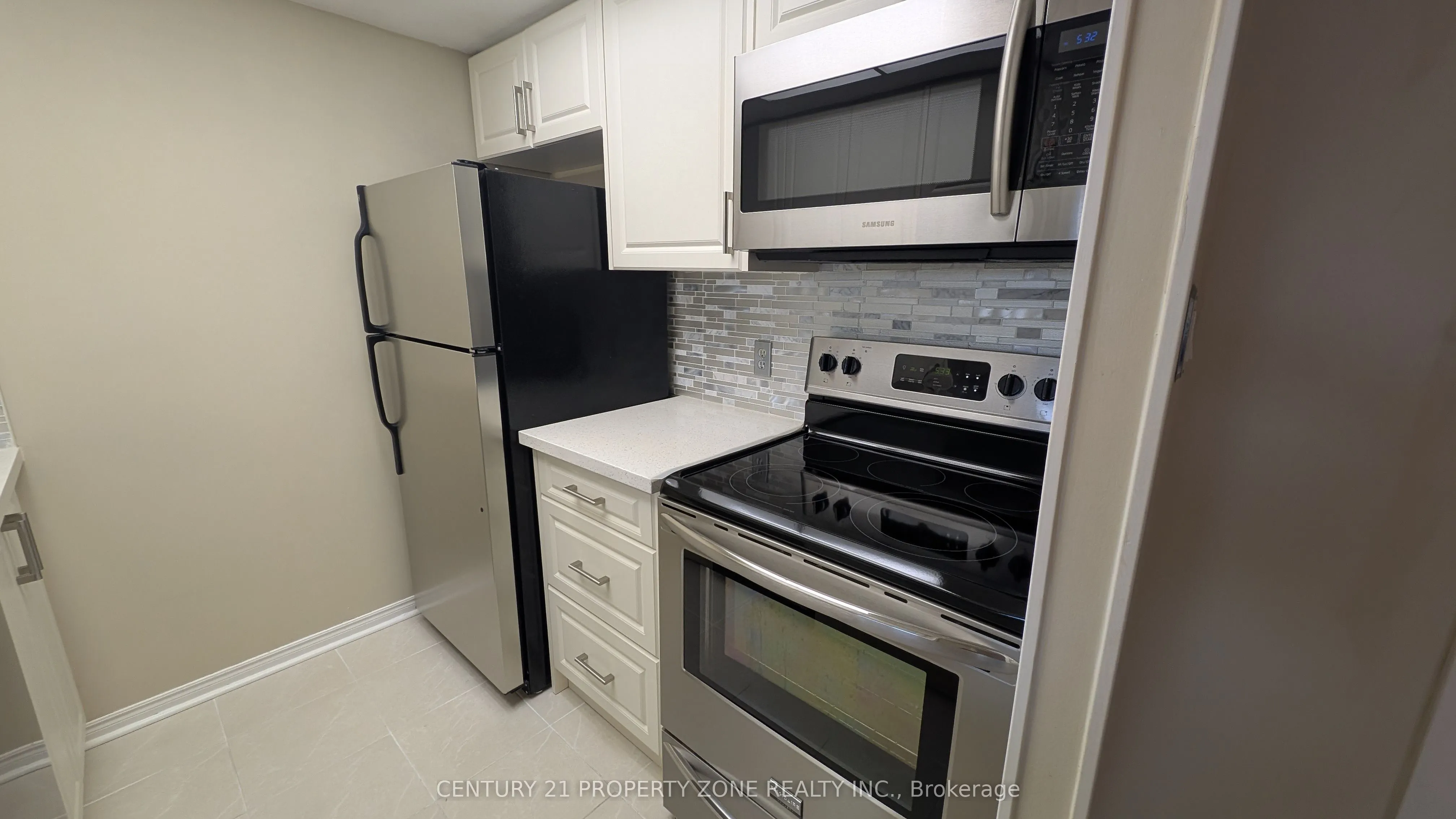 8351 Mclaughlin Road S, #403