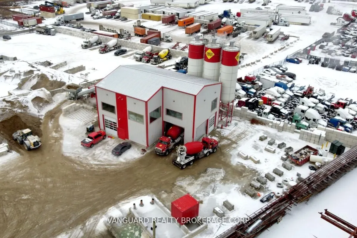 8 Cadetta Road, #1C
