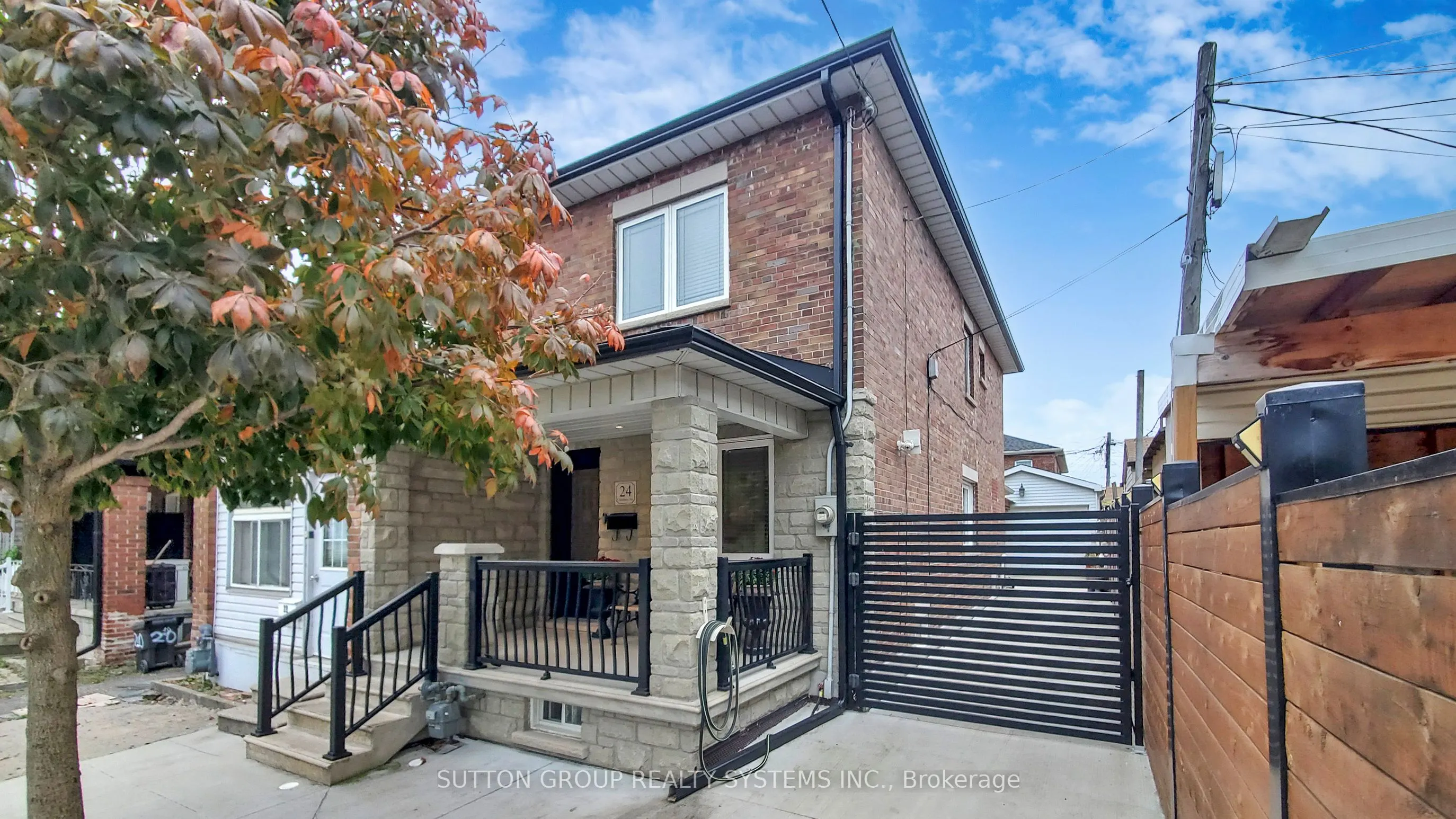 24 Chambers Avenue