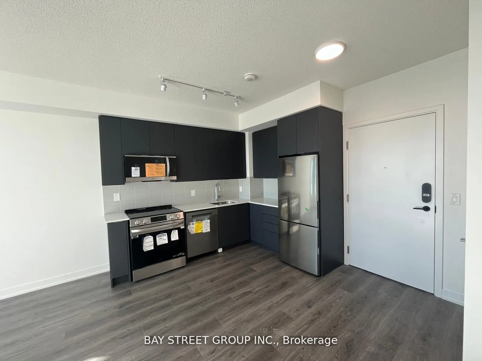 225 Malta Avenue E, #707