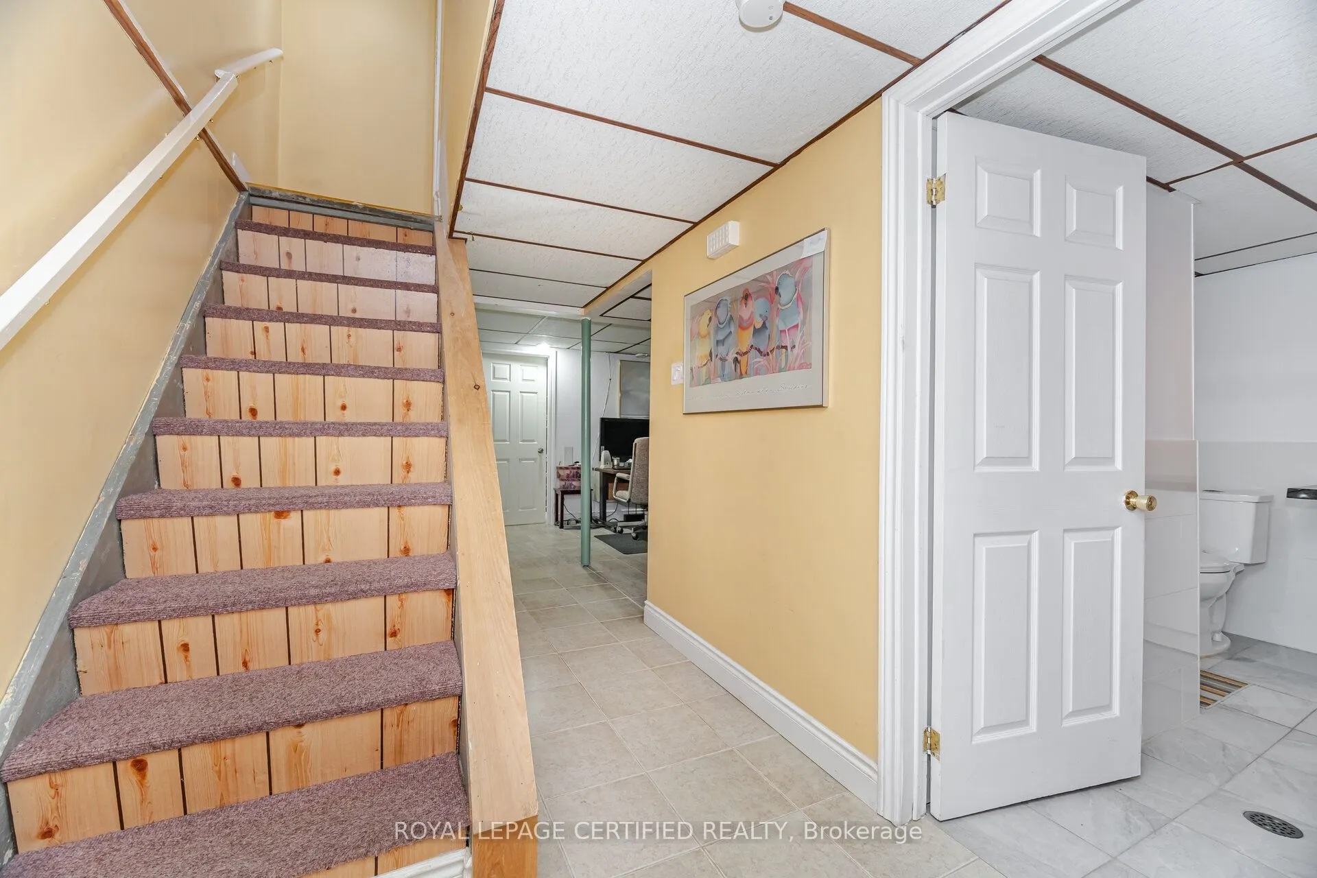 13 Hilldowntree Trail